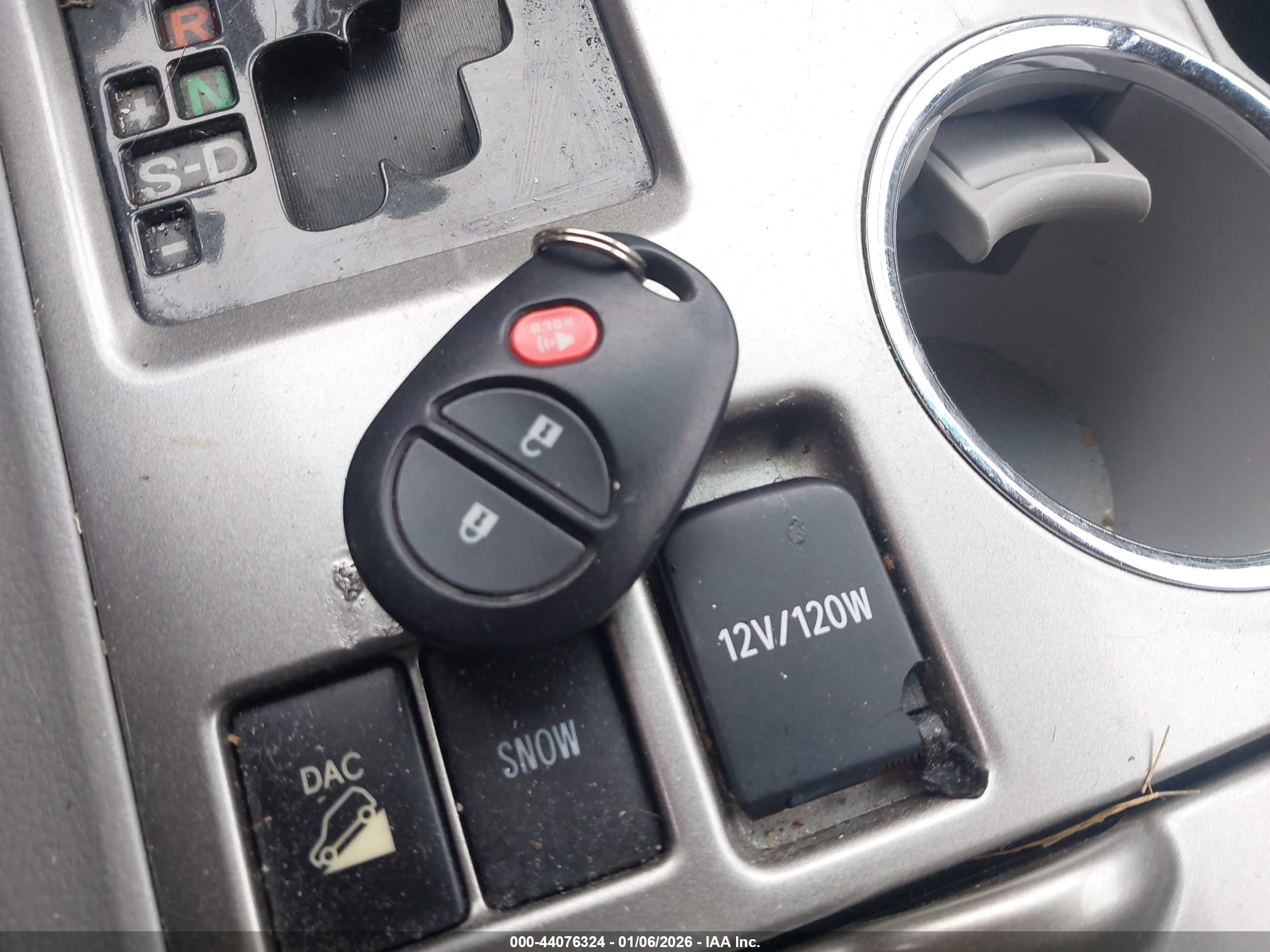 TOYOTA HIGHLANDER image 11