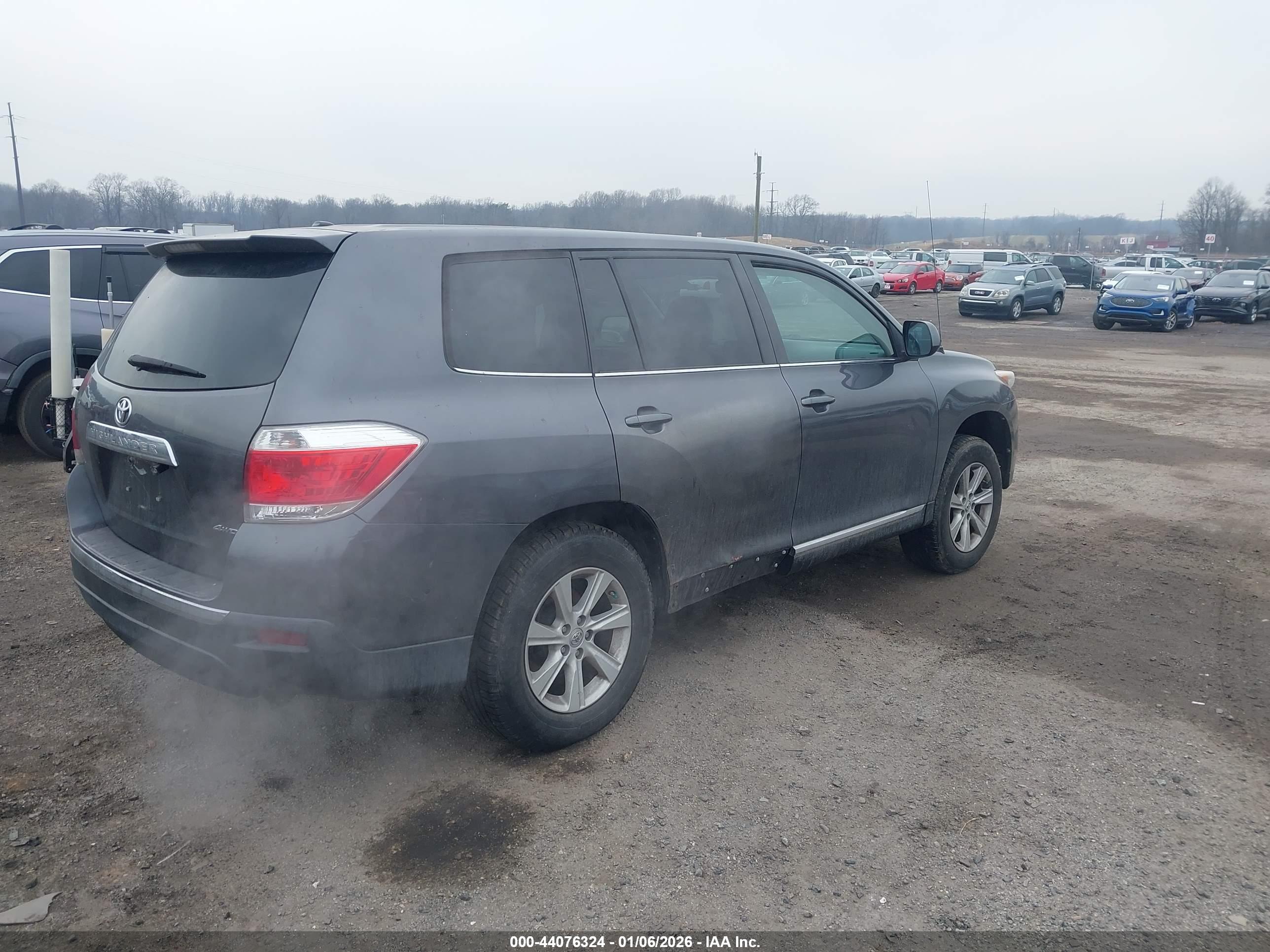 TOYOTA HIGHLANDER image 4