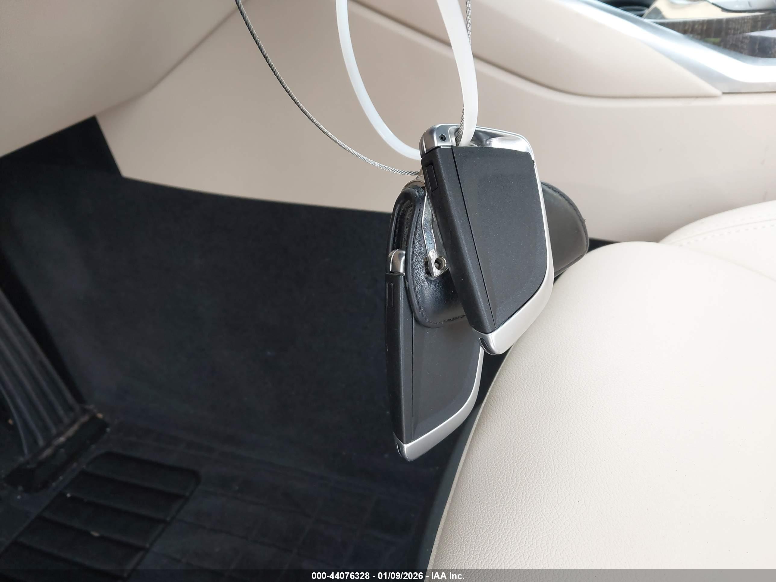 BMW 330I image 11