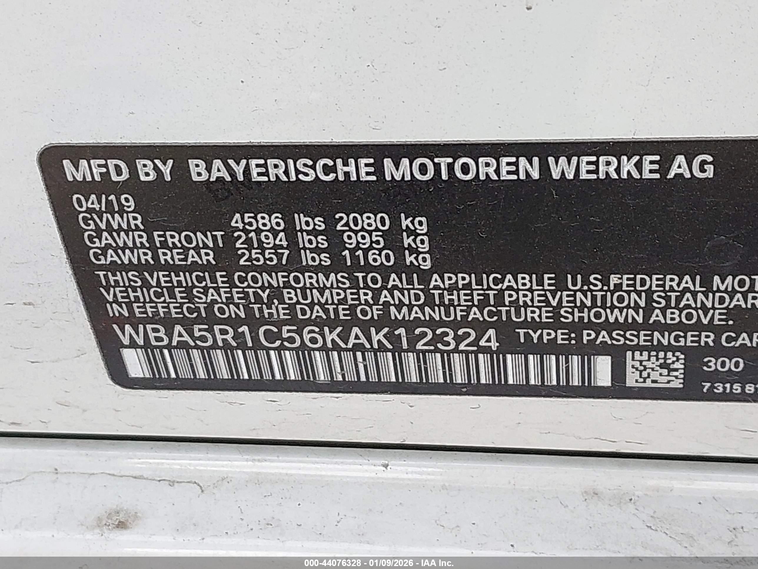 BMW 330I image 9