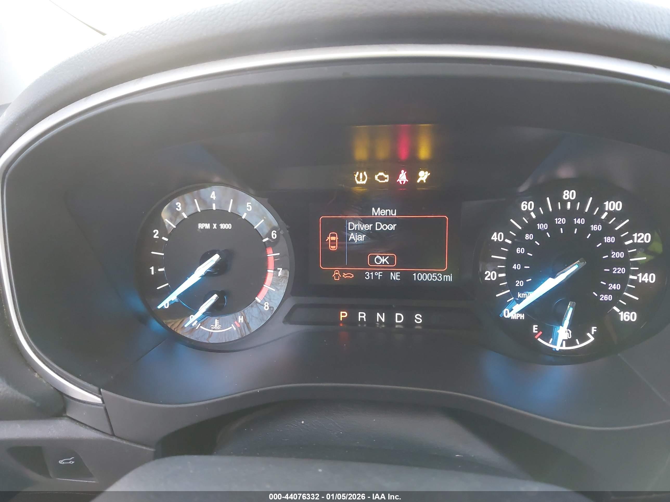 FORD FUSION image 7