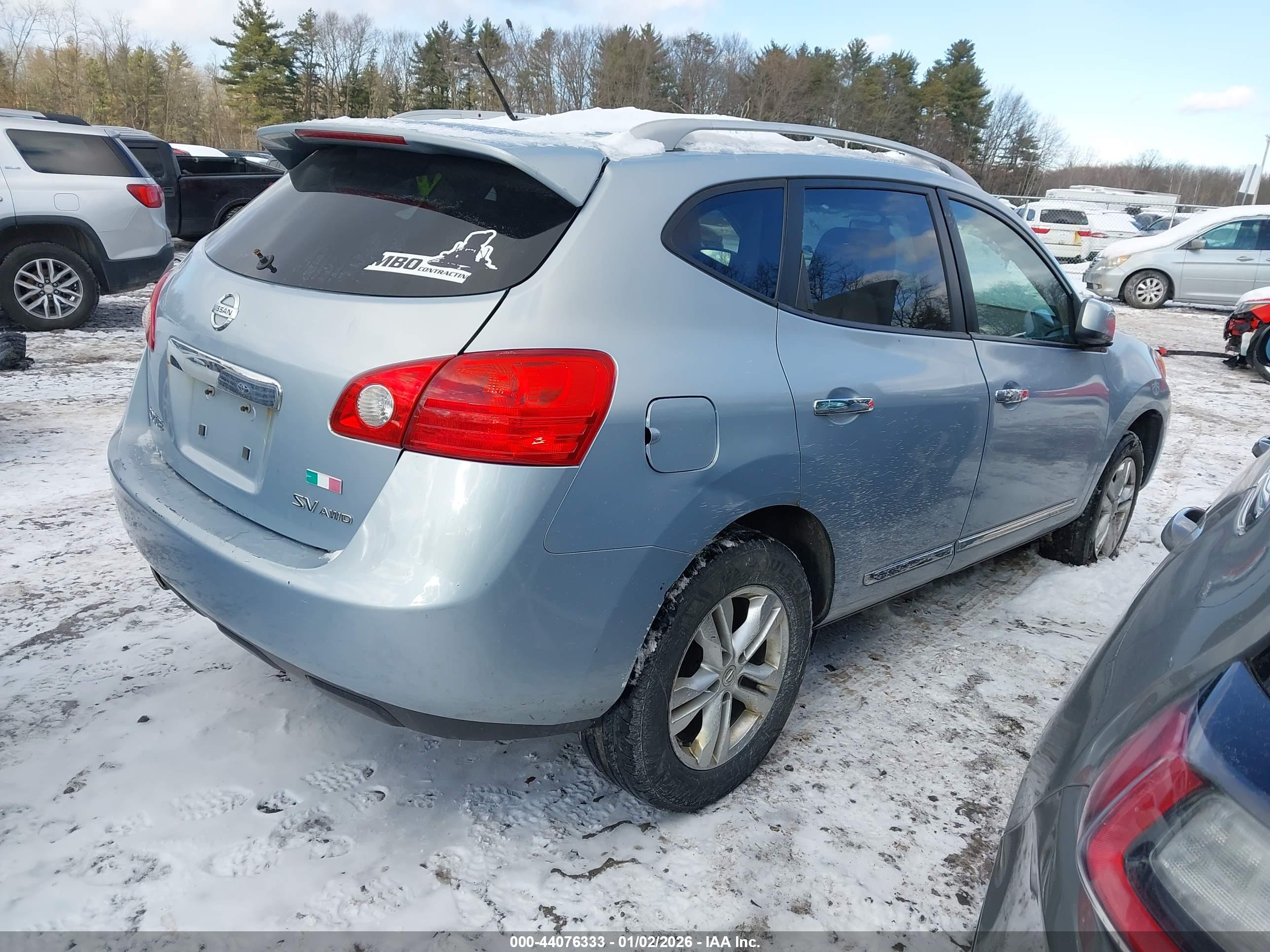 NISSAN ROGUE image 4