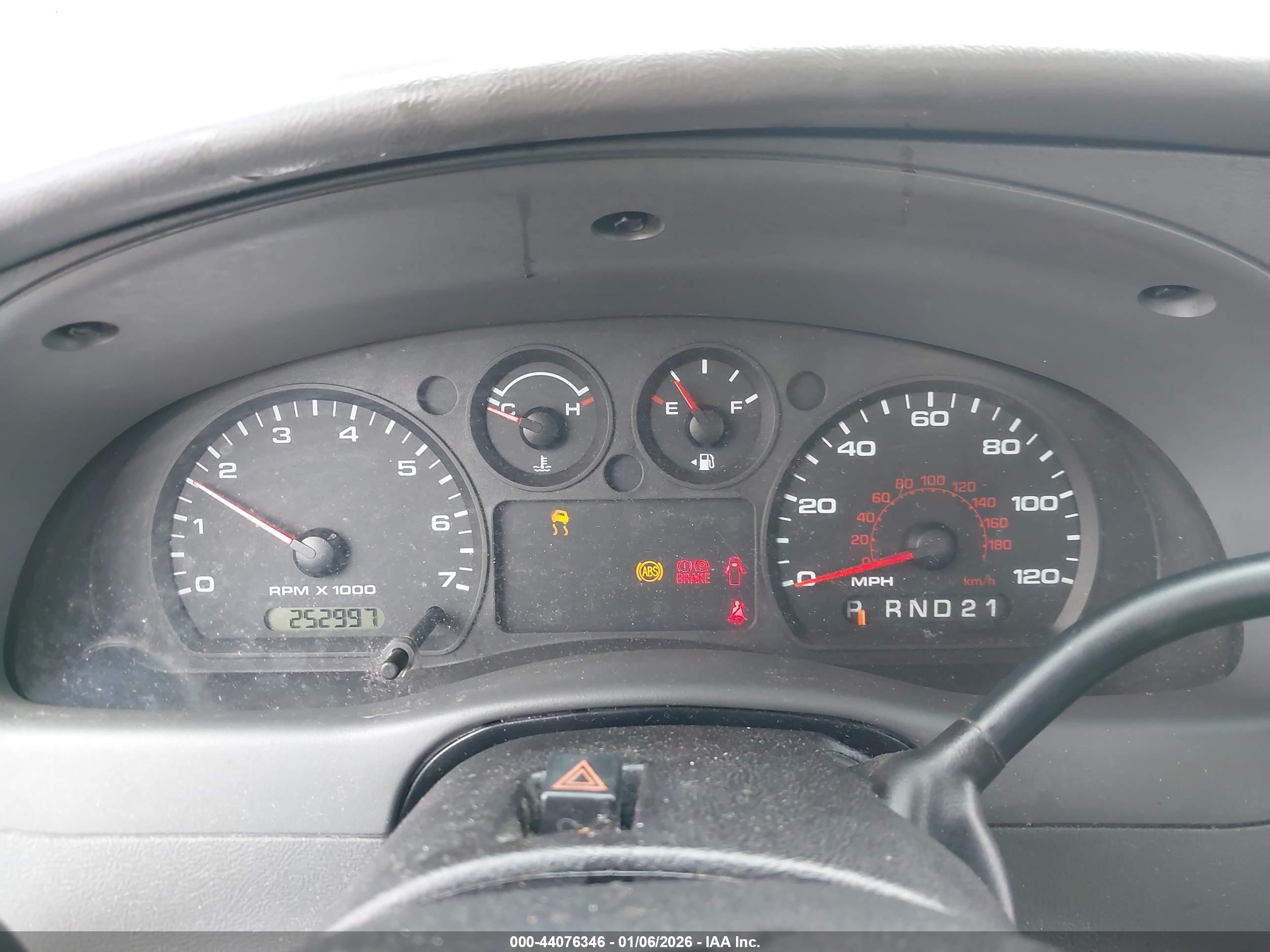 FORD RANGER image 7