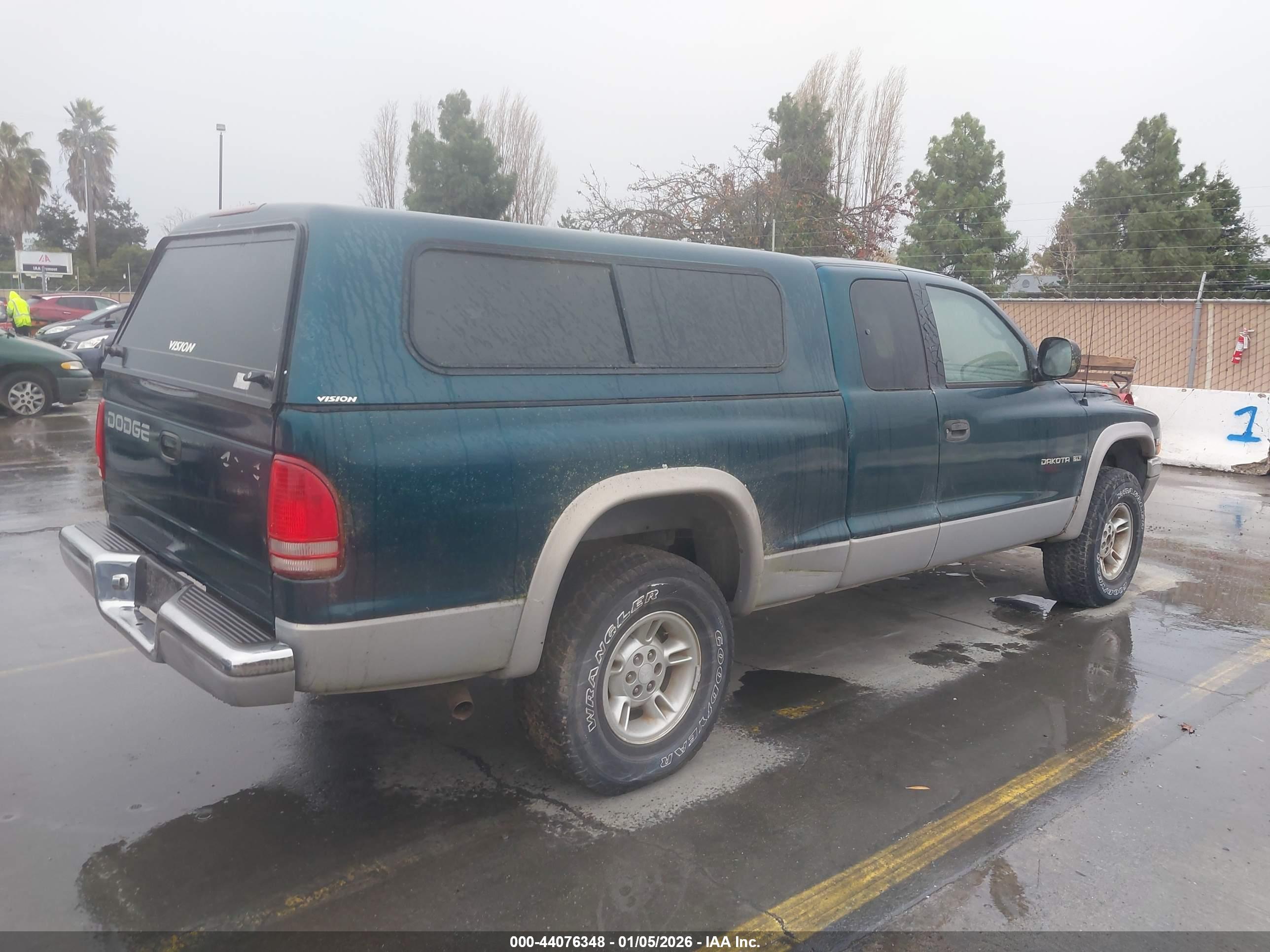 DODGE DAKOTA image 4