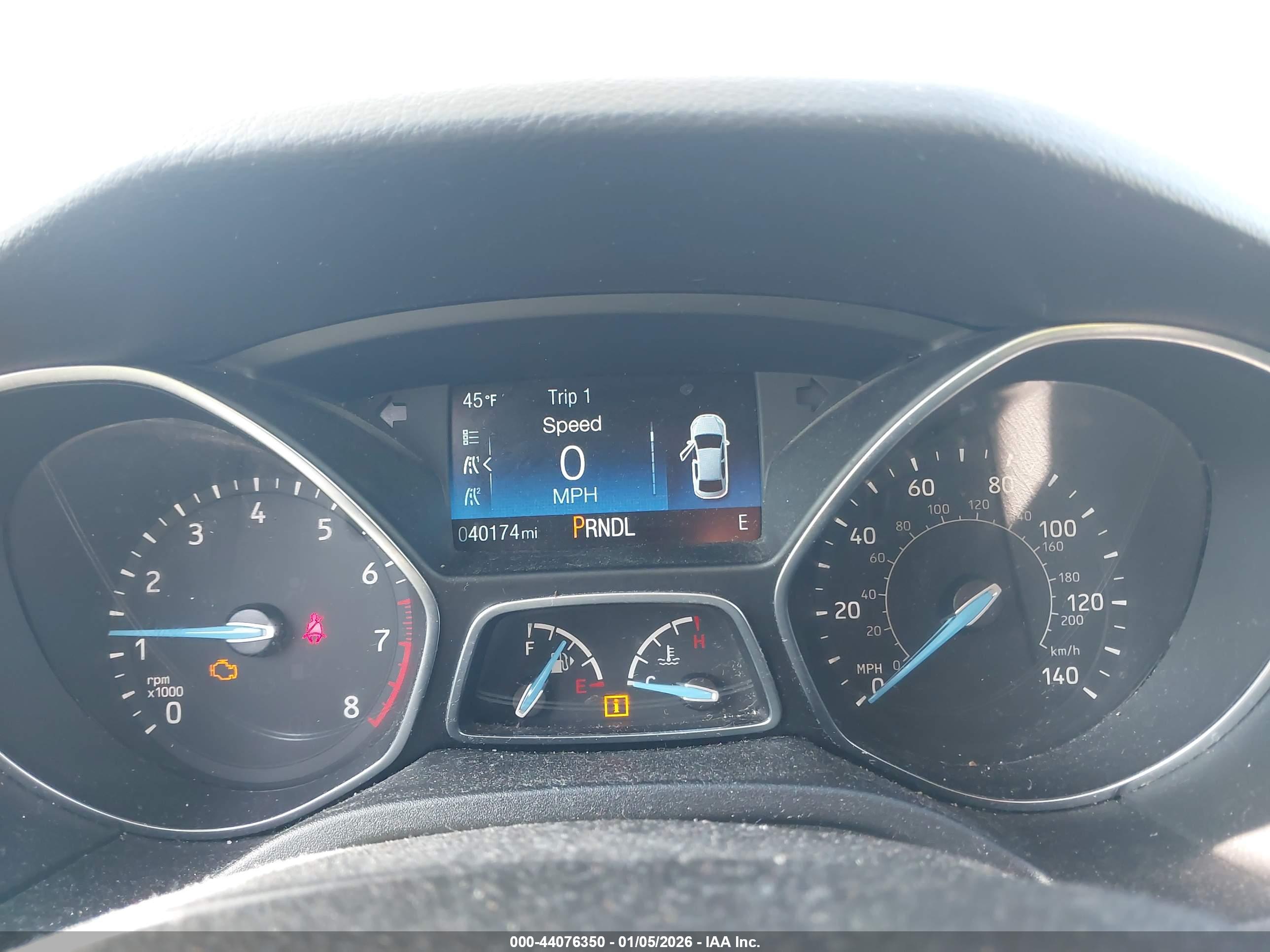 FORD FOCUS image 7