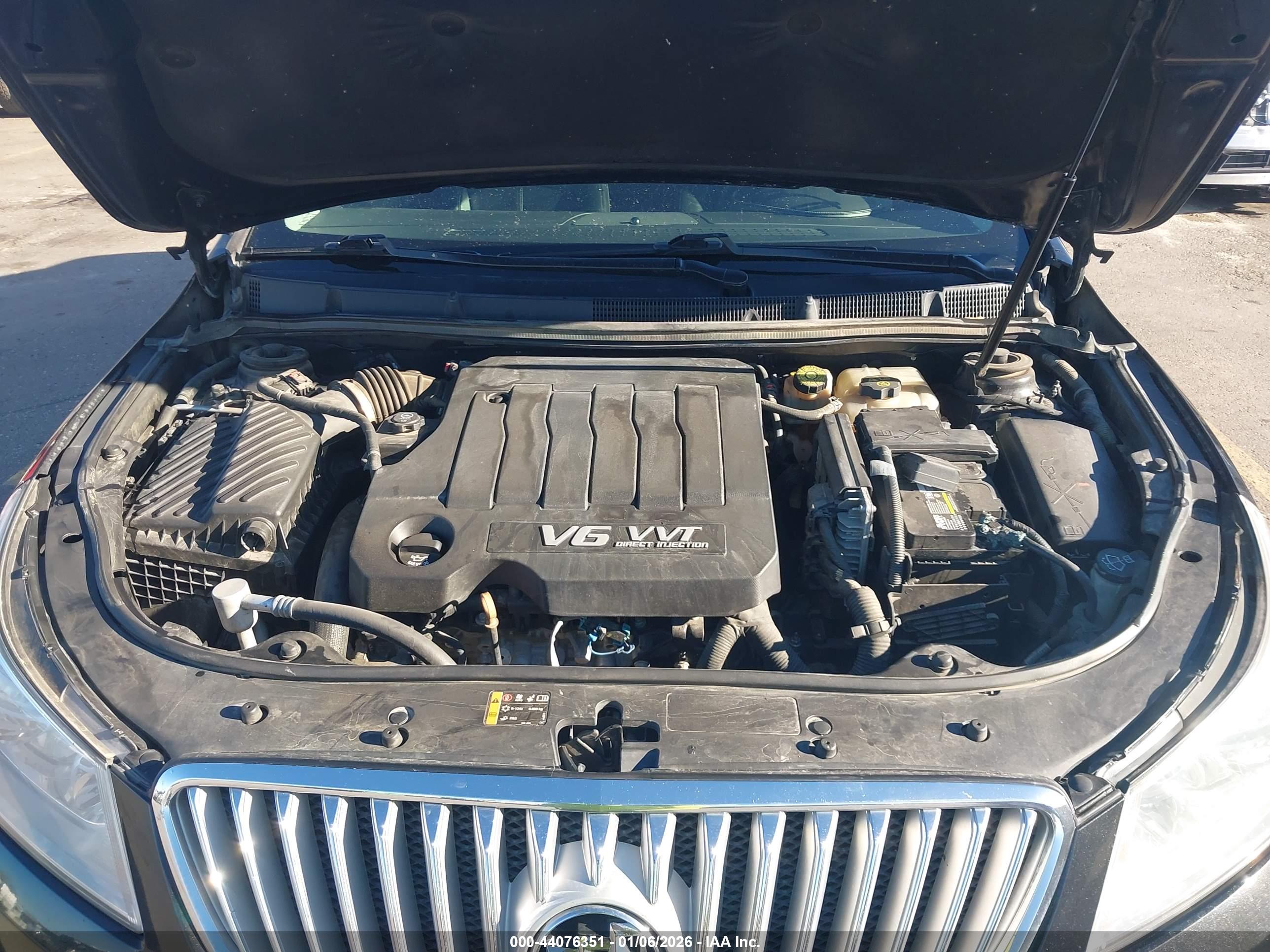 BUICK LACROSSE image 10
