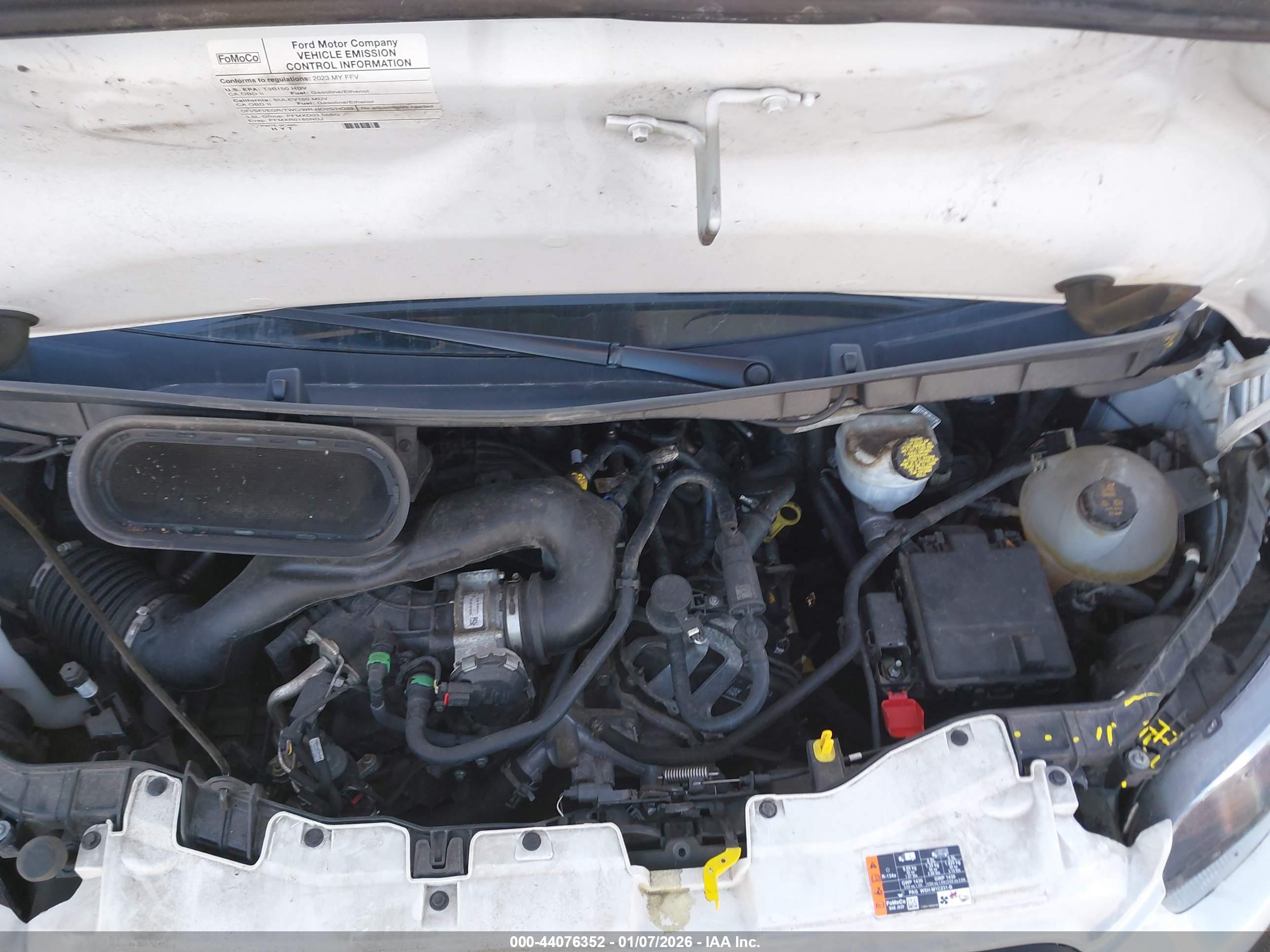FORD TRANSIT-250 image 10