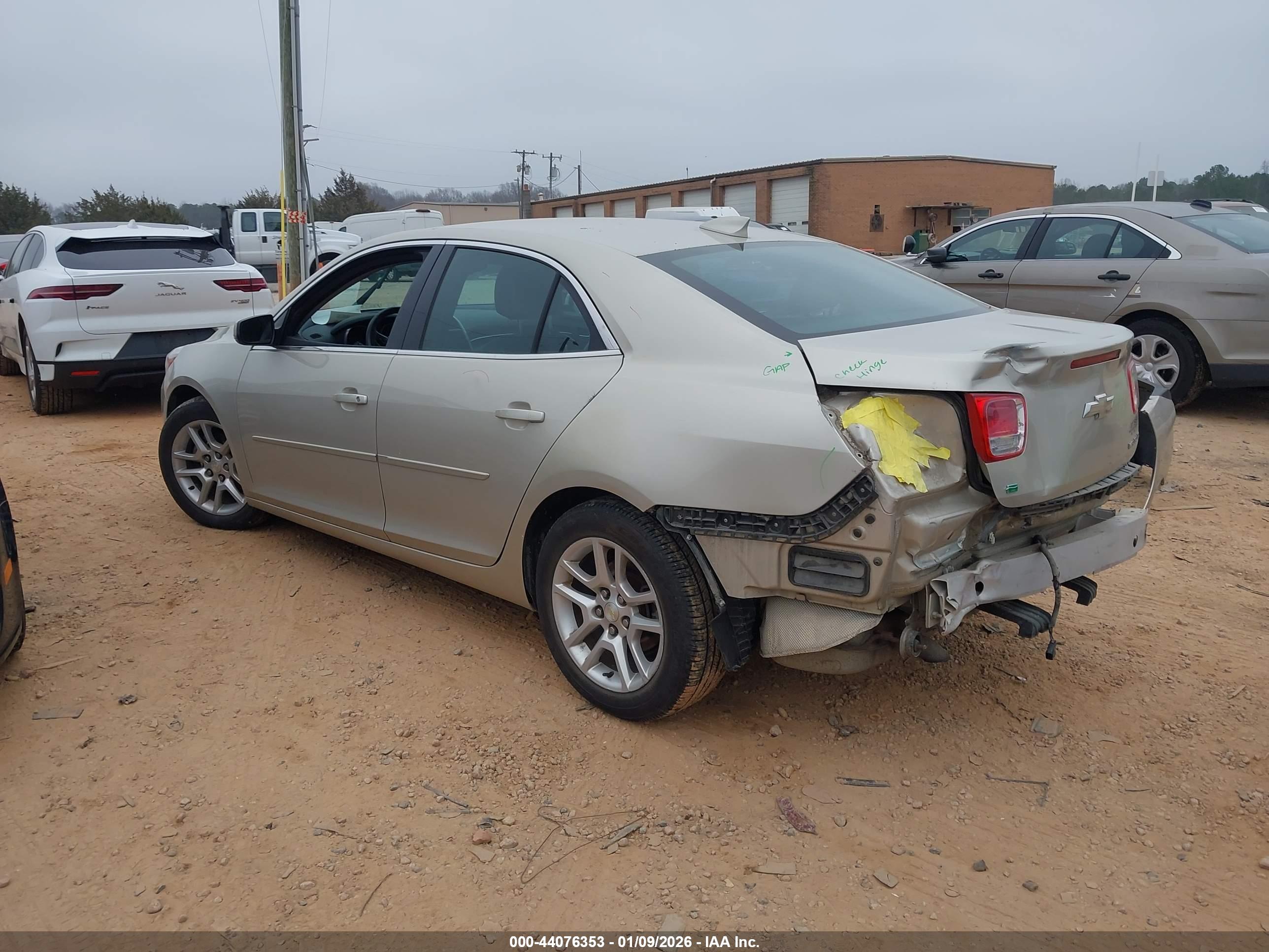 CHEVROLET MALIBU image 3