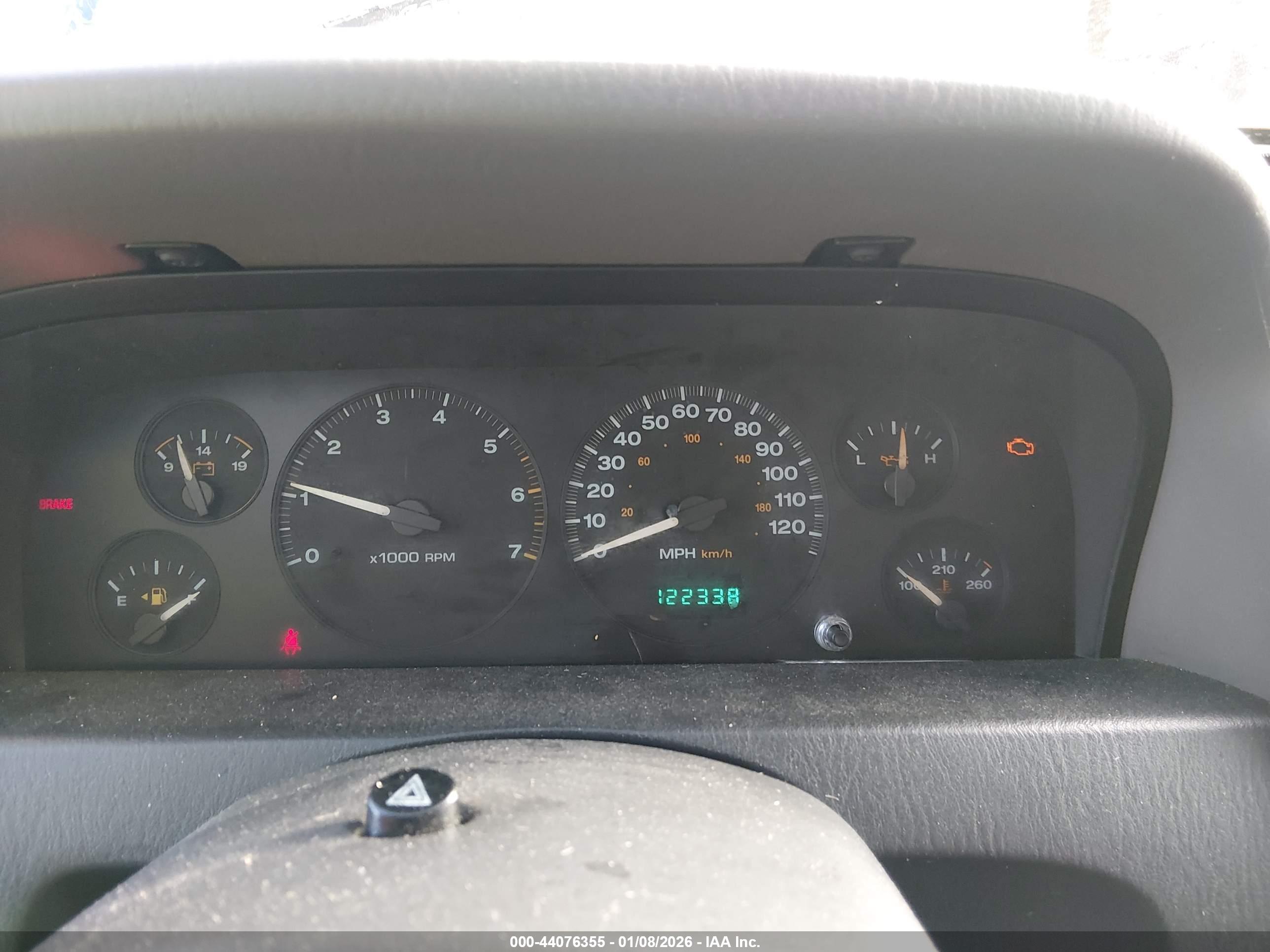 JEEP GRAND image 7