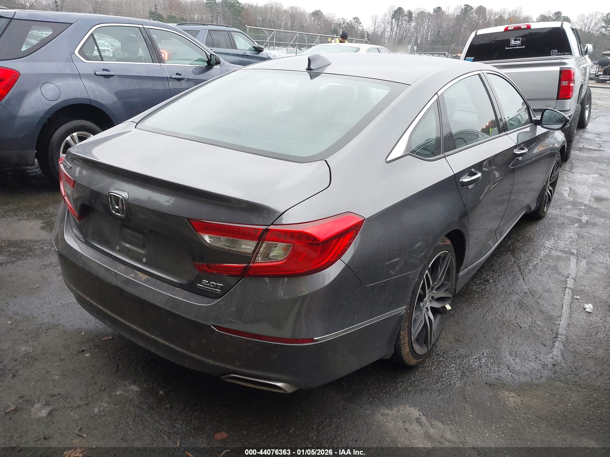 HONDA ACCORD image 4