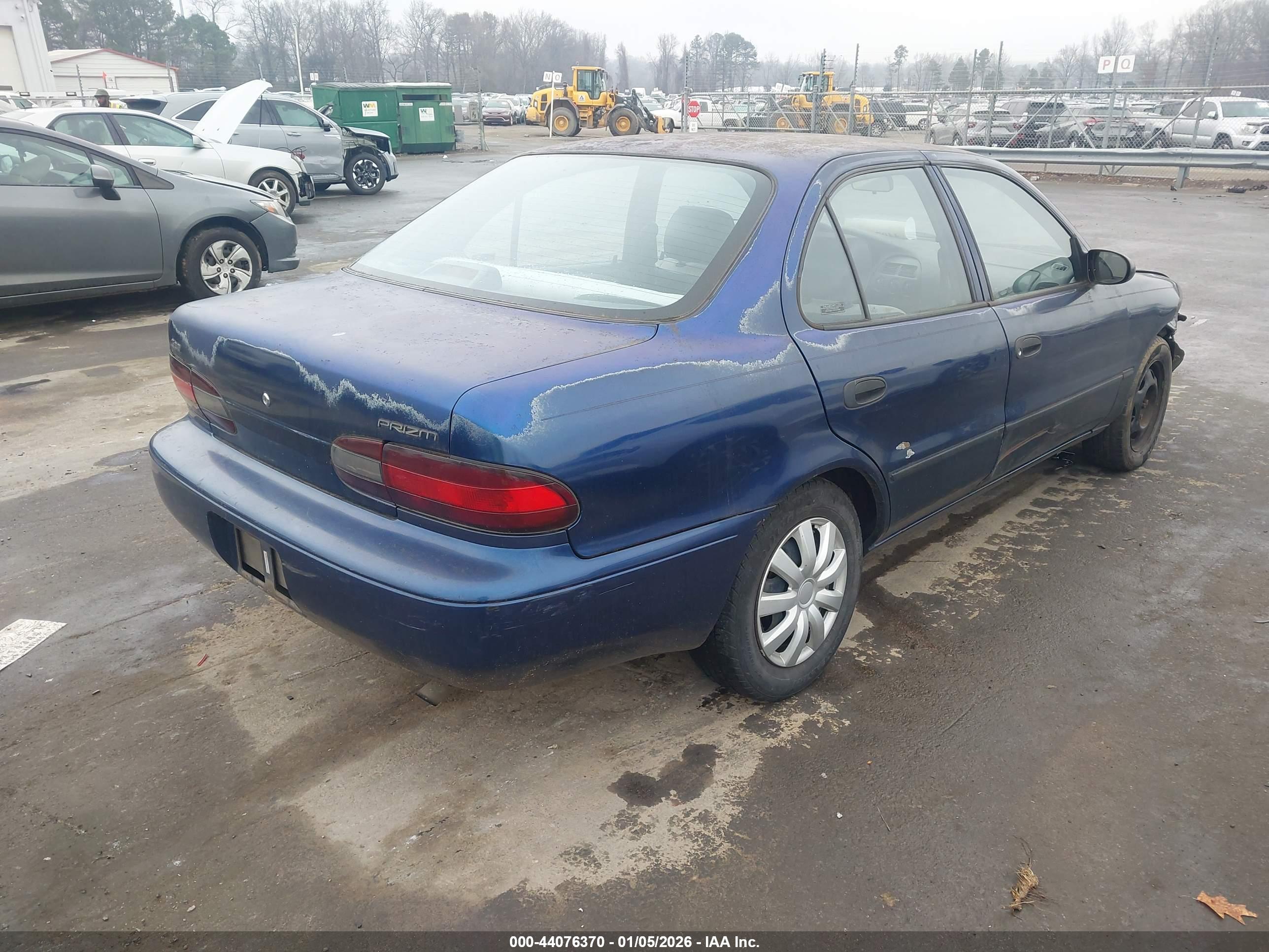 GEO PRIZM image 4