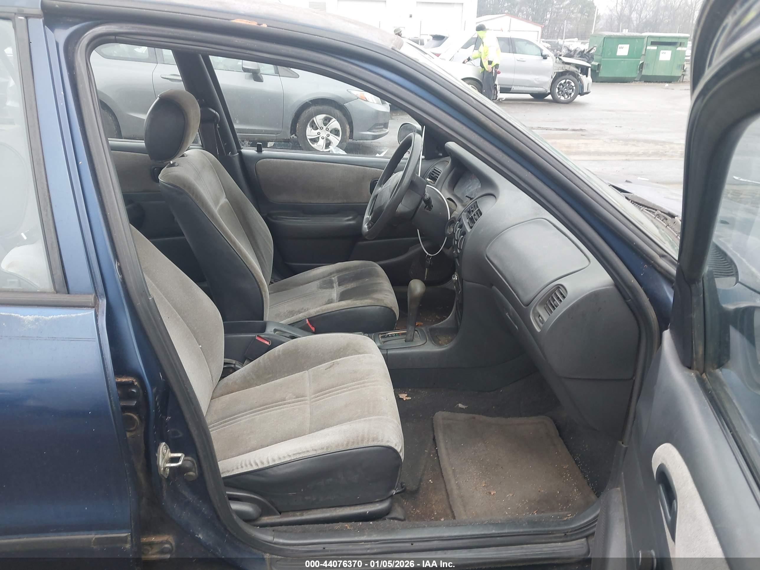 GEO PRIZM image 5