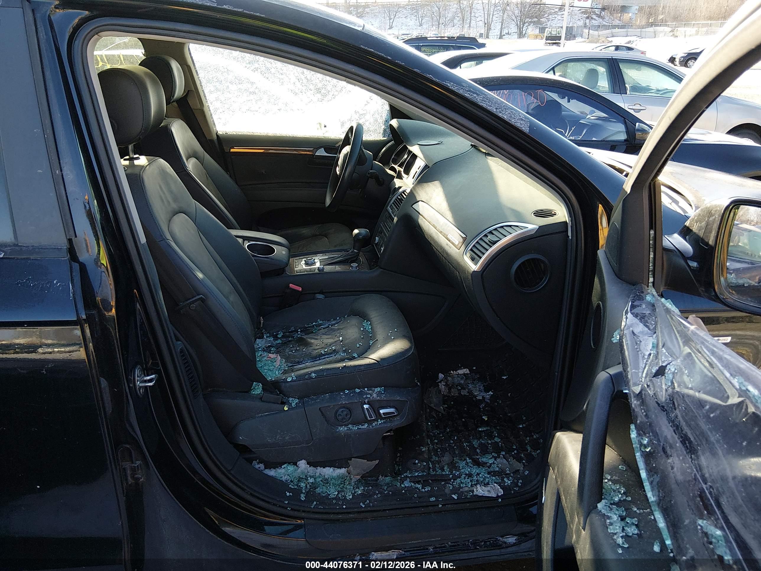 AUDI Q7 image 5
