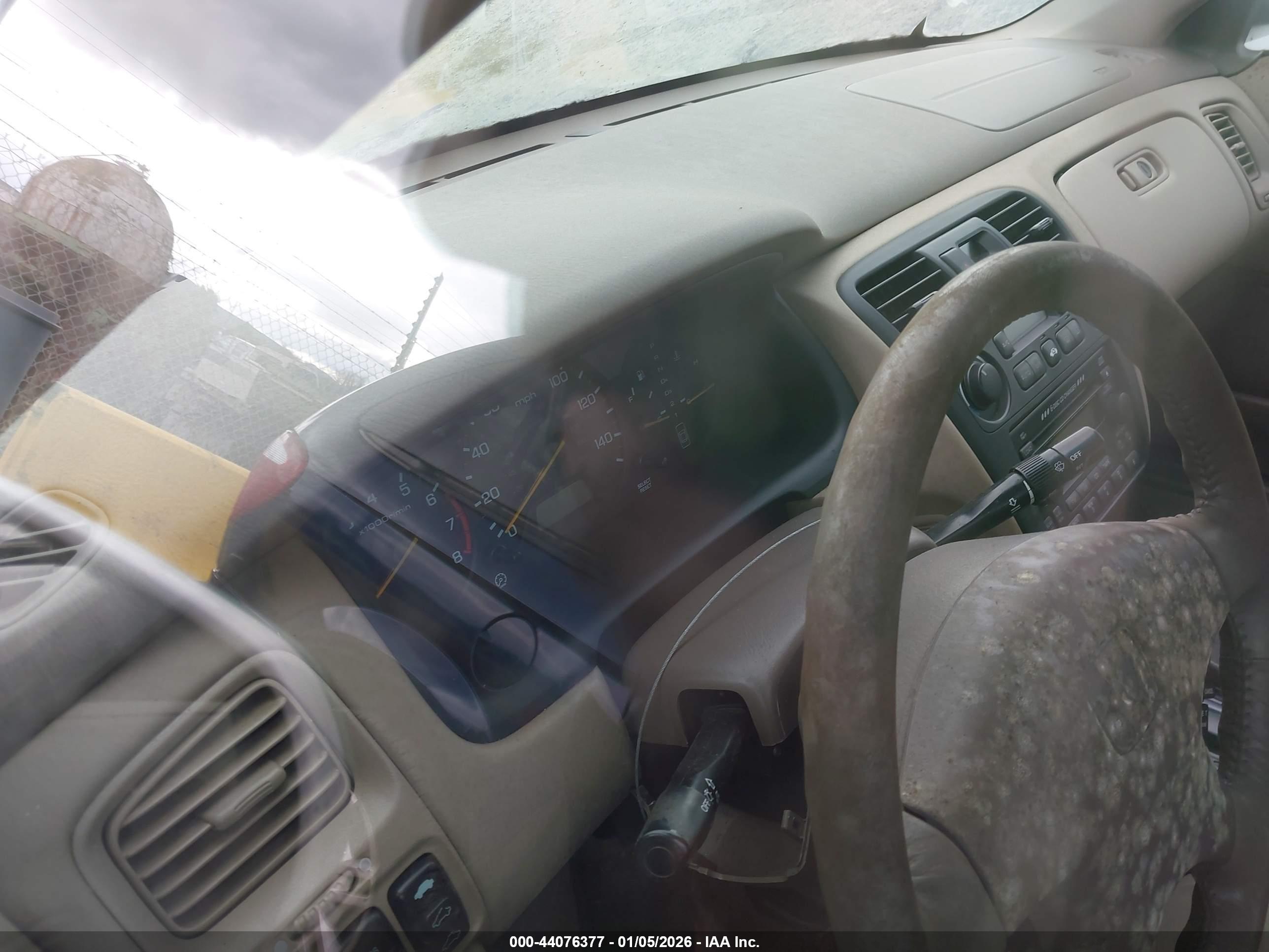 HONDA ACCORD image 7