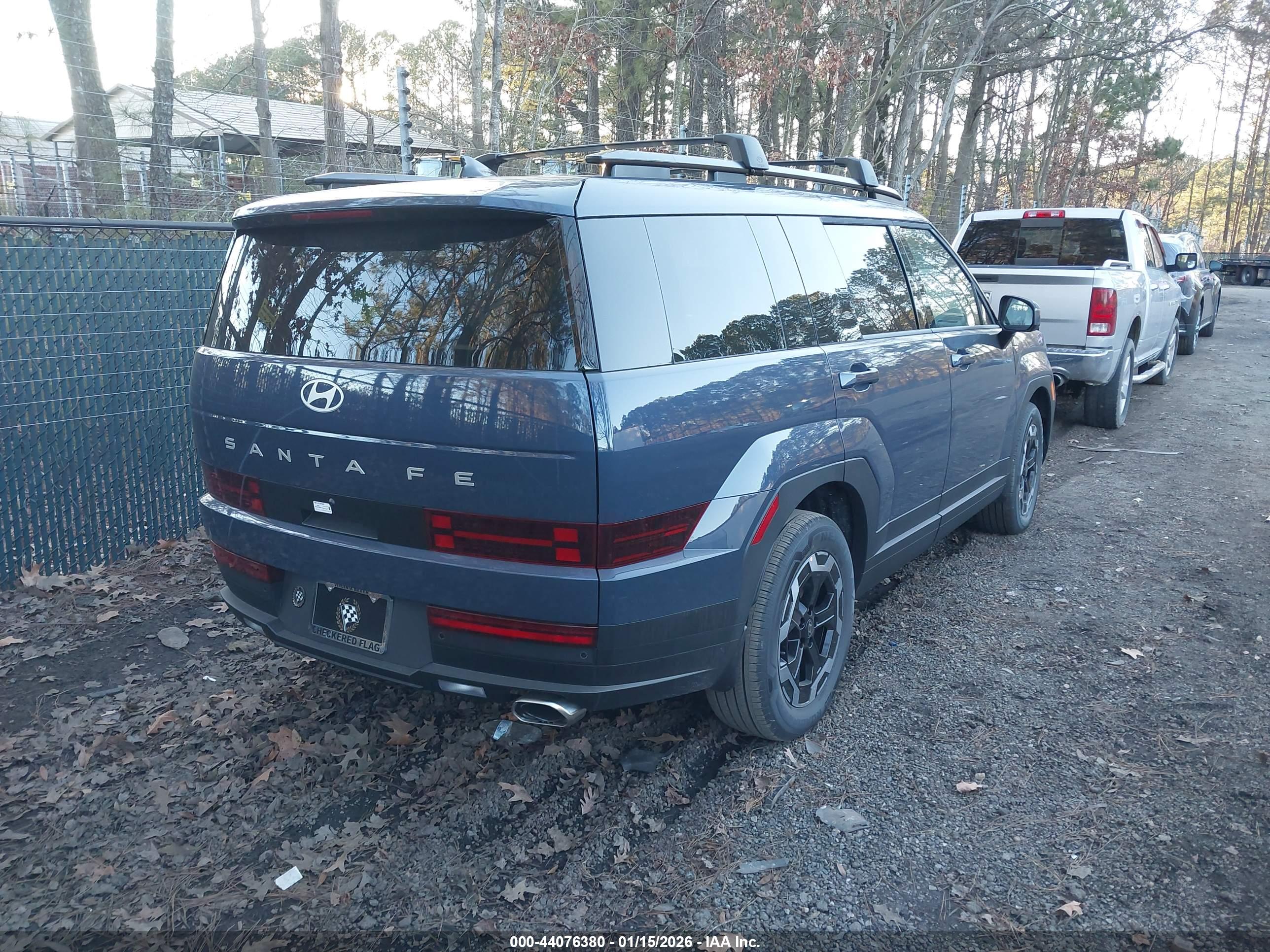 HYUNDAI SANTA image 4