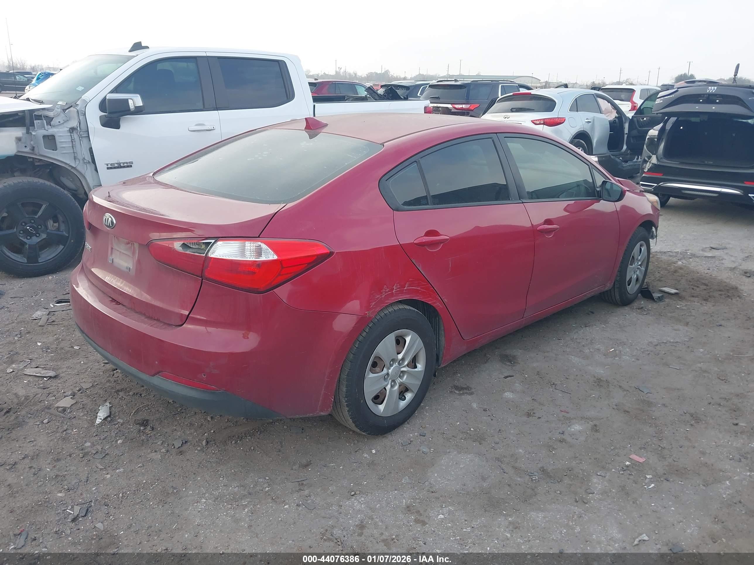 KIA FORTE image 4