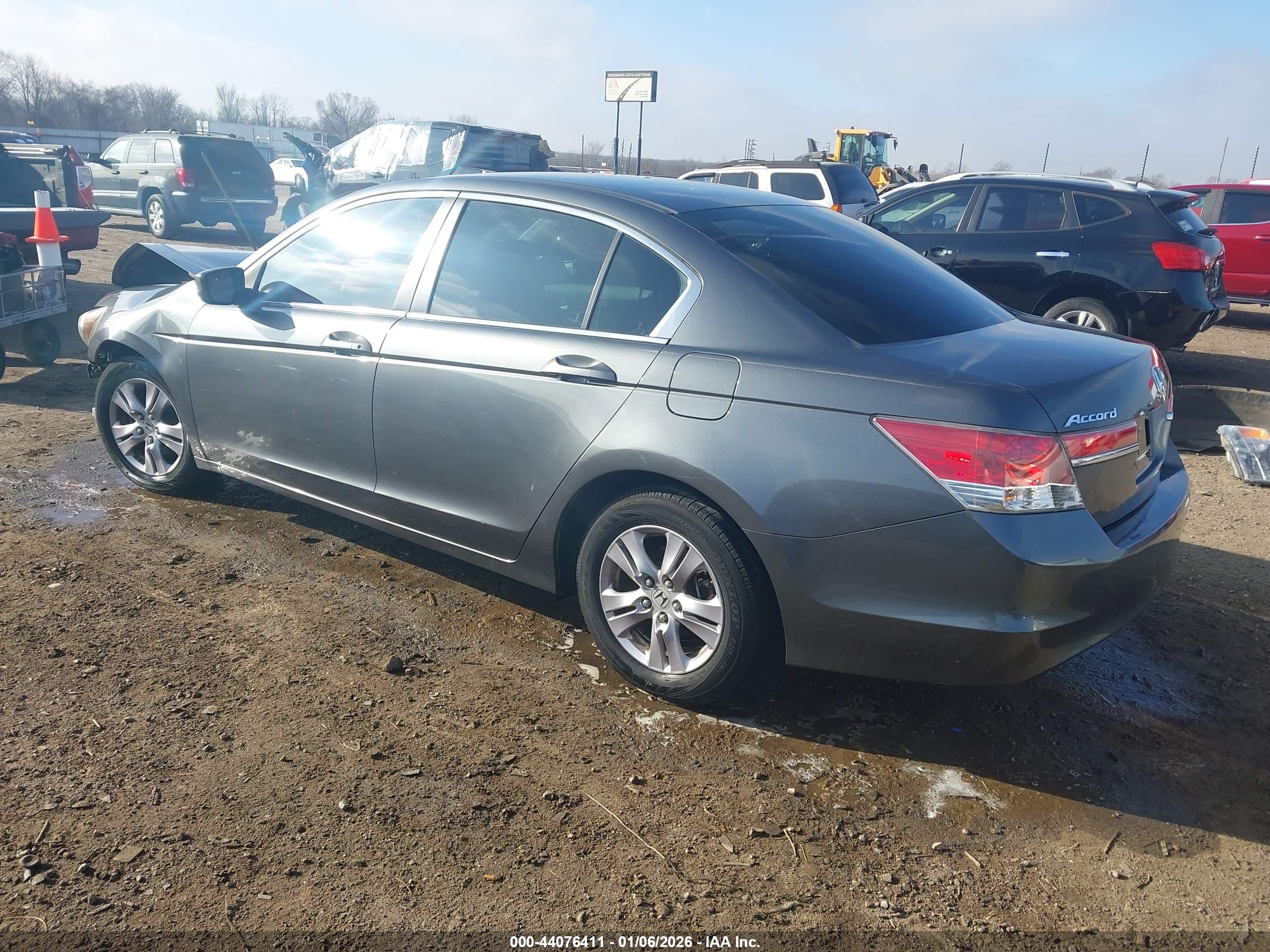 HONDA ACCORD image 3