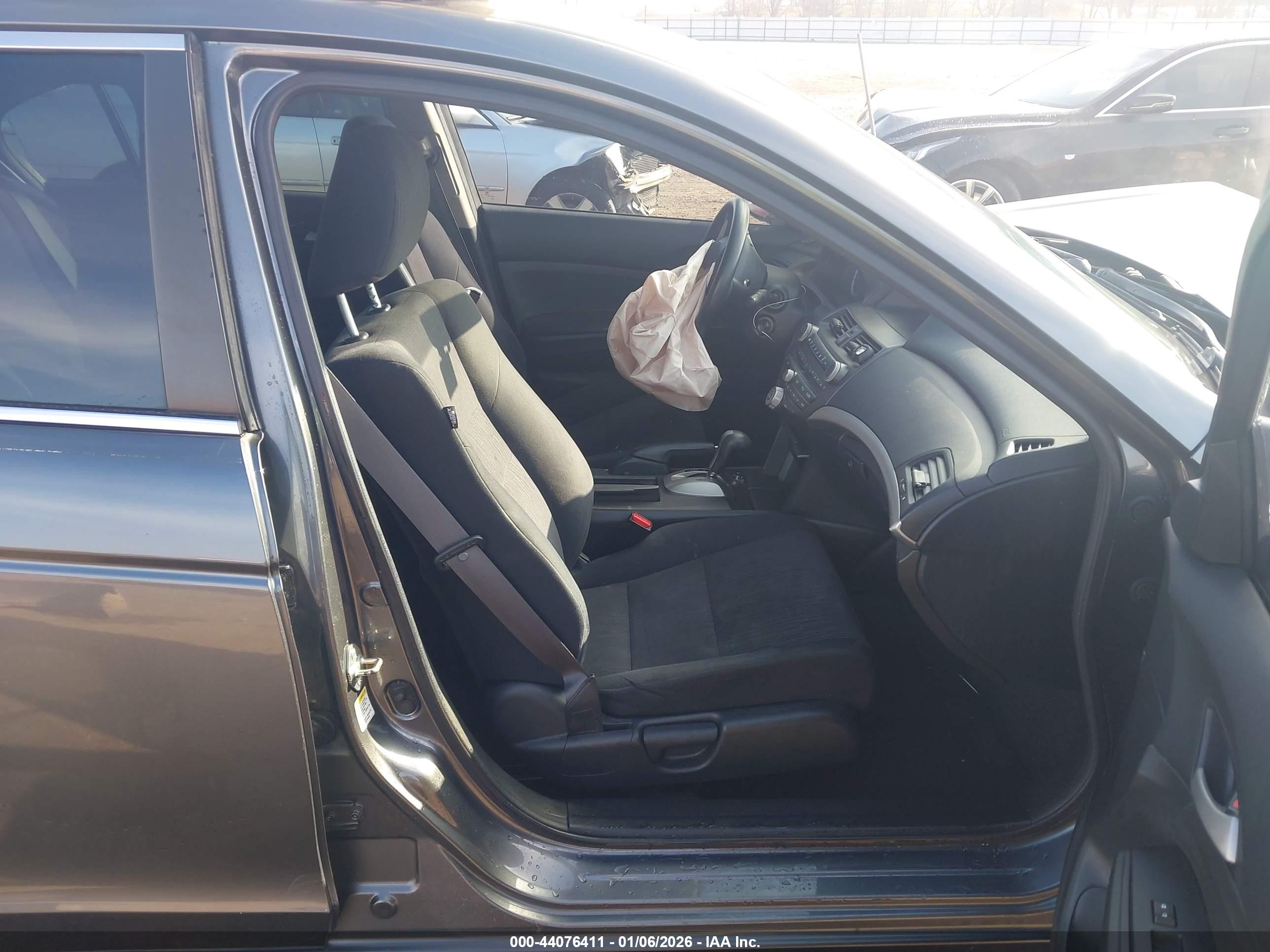 HONDA ACCORD image 5