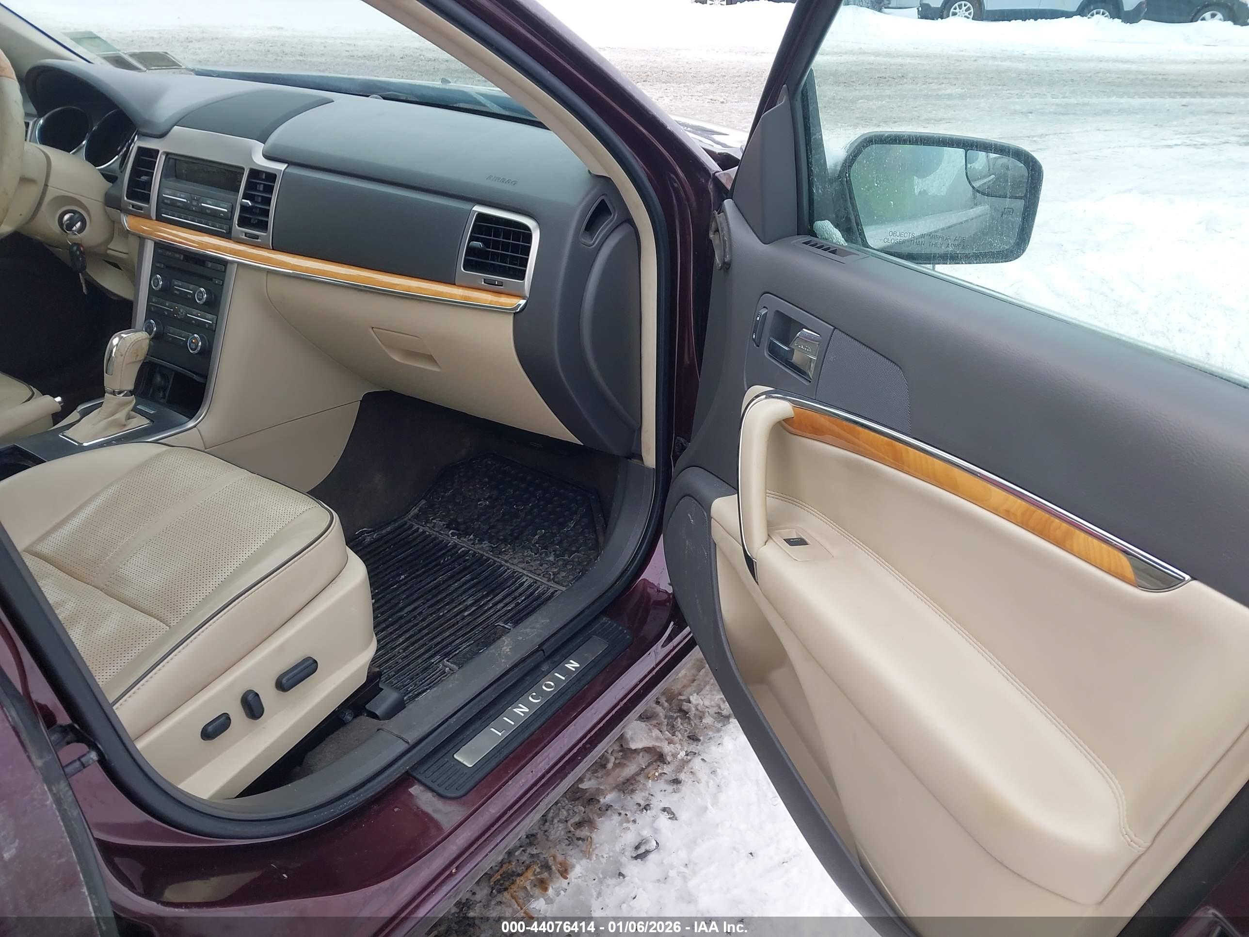 LINCOLN MKZ image 5