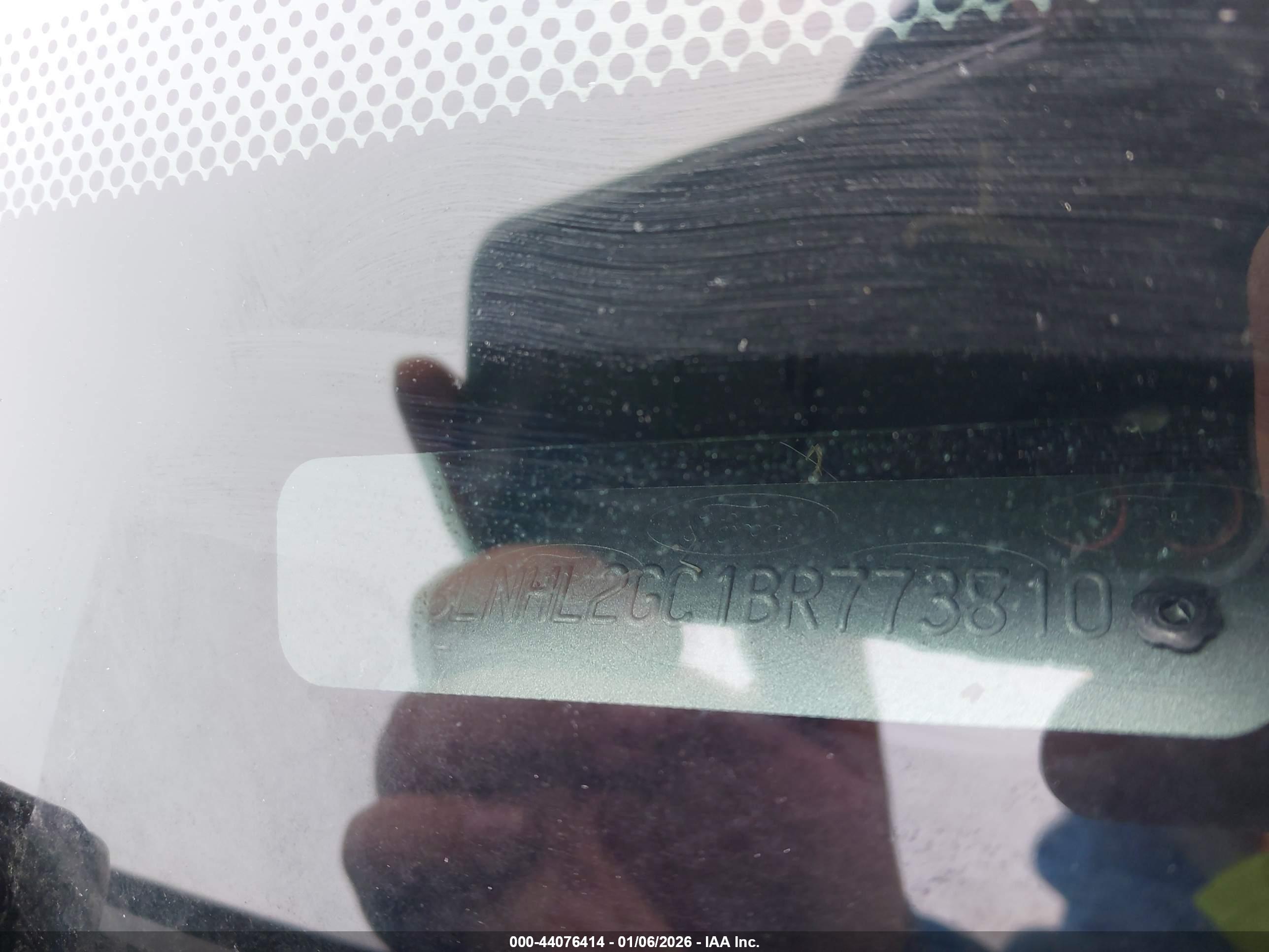 LINCOLN MKZ image 9