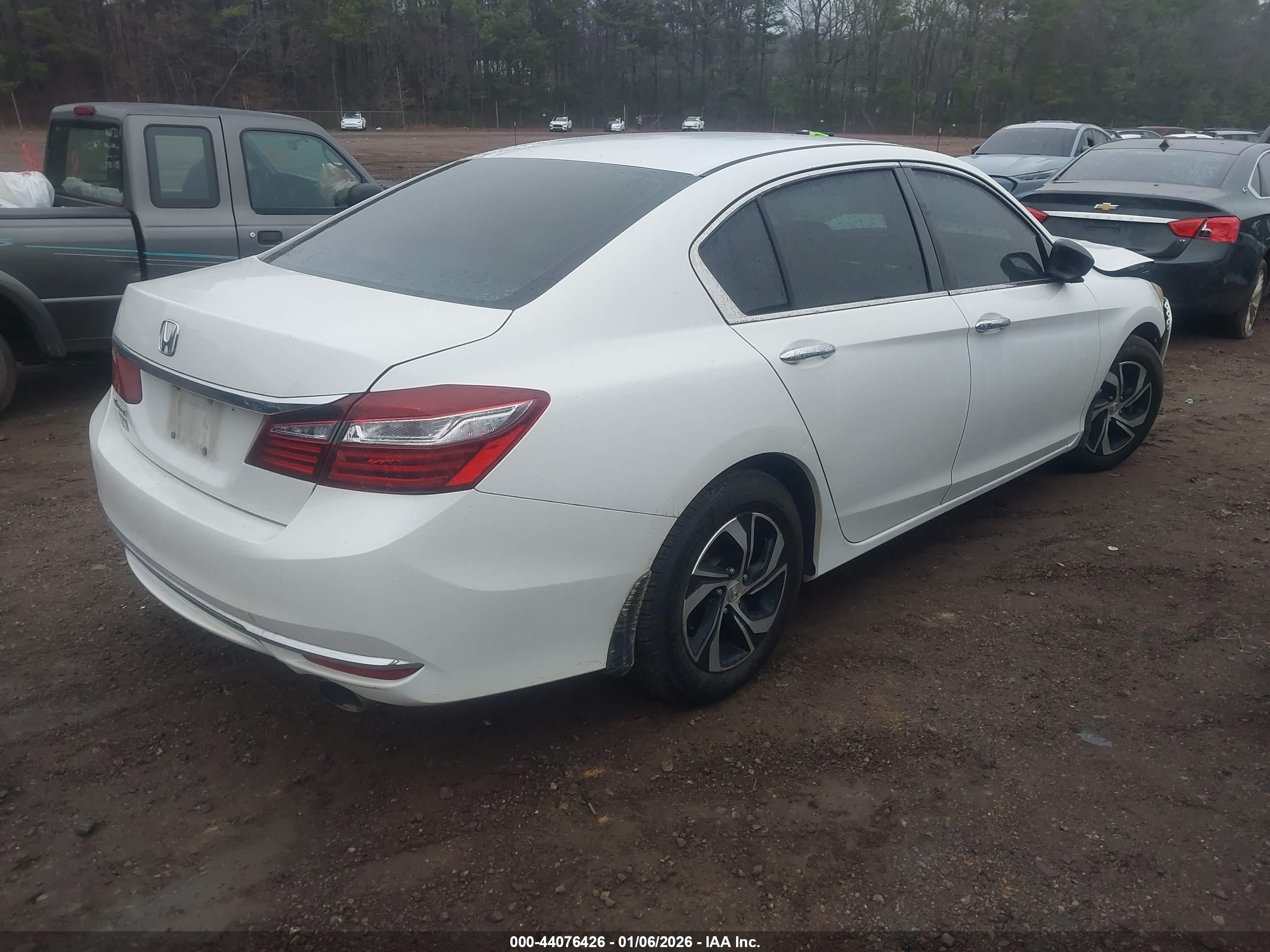 HONDA ACCORD image 4
