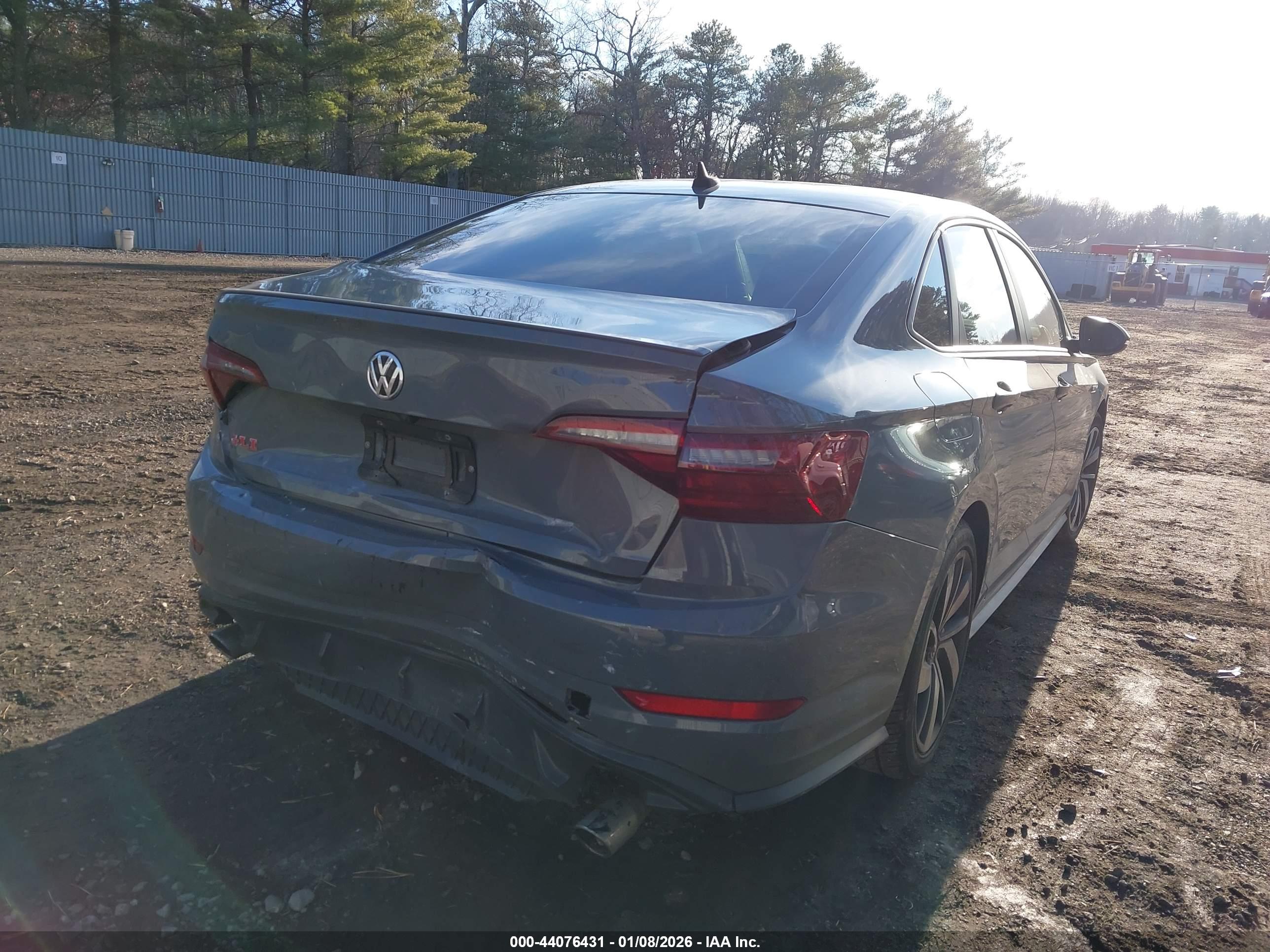 VOLKSWAGEN JETTA image 4
