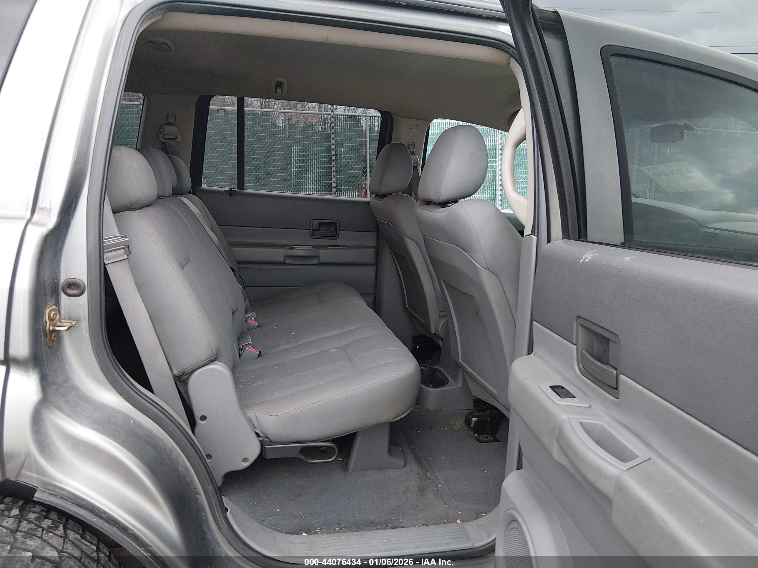 DODGE DURANGO image 8