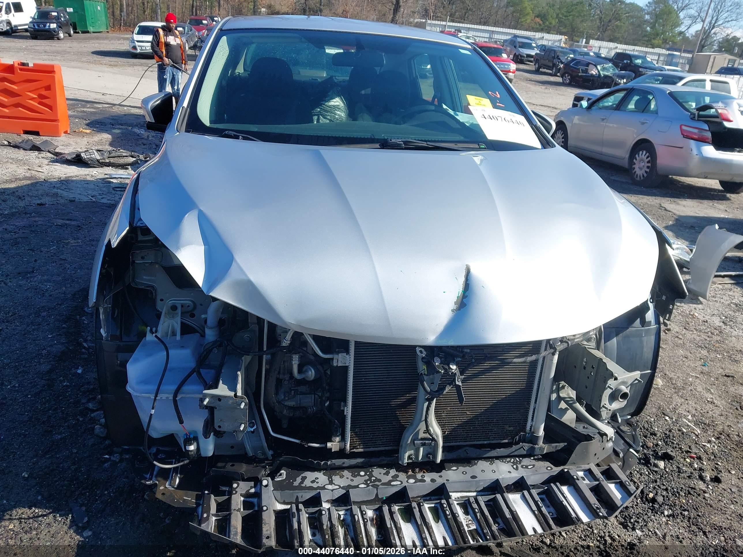 NISSAN SENTRA image 6