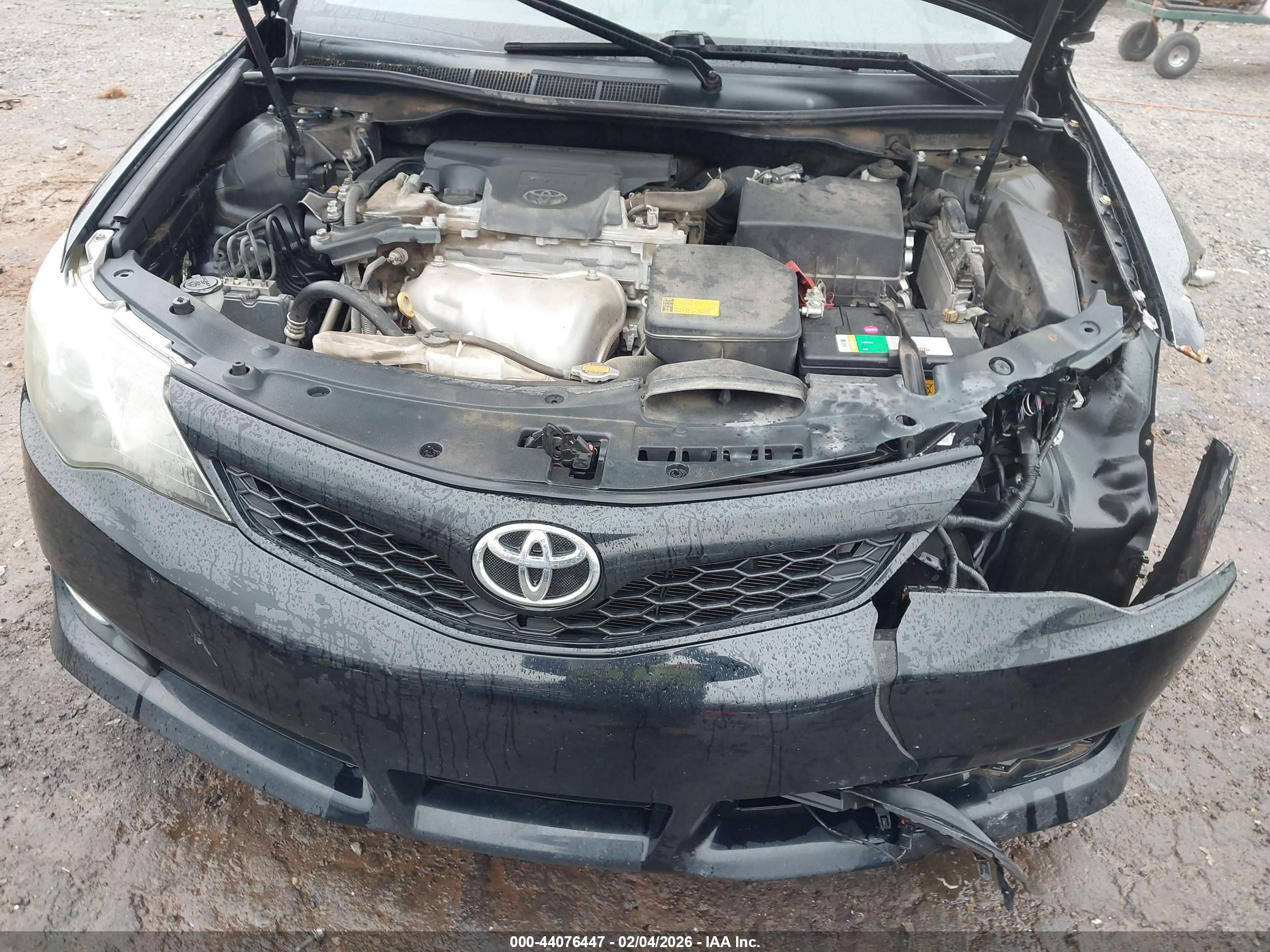 TOYOTA CAMRY image 10