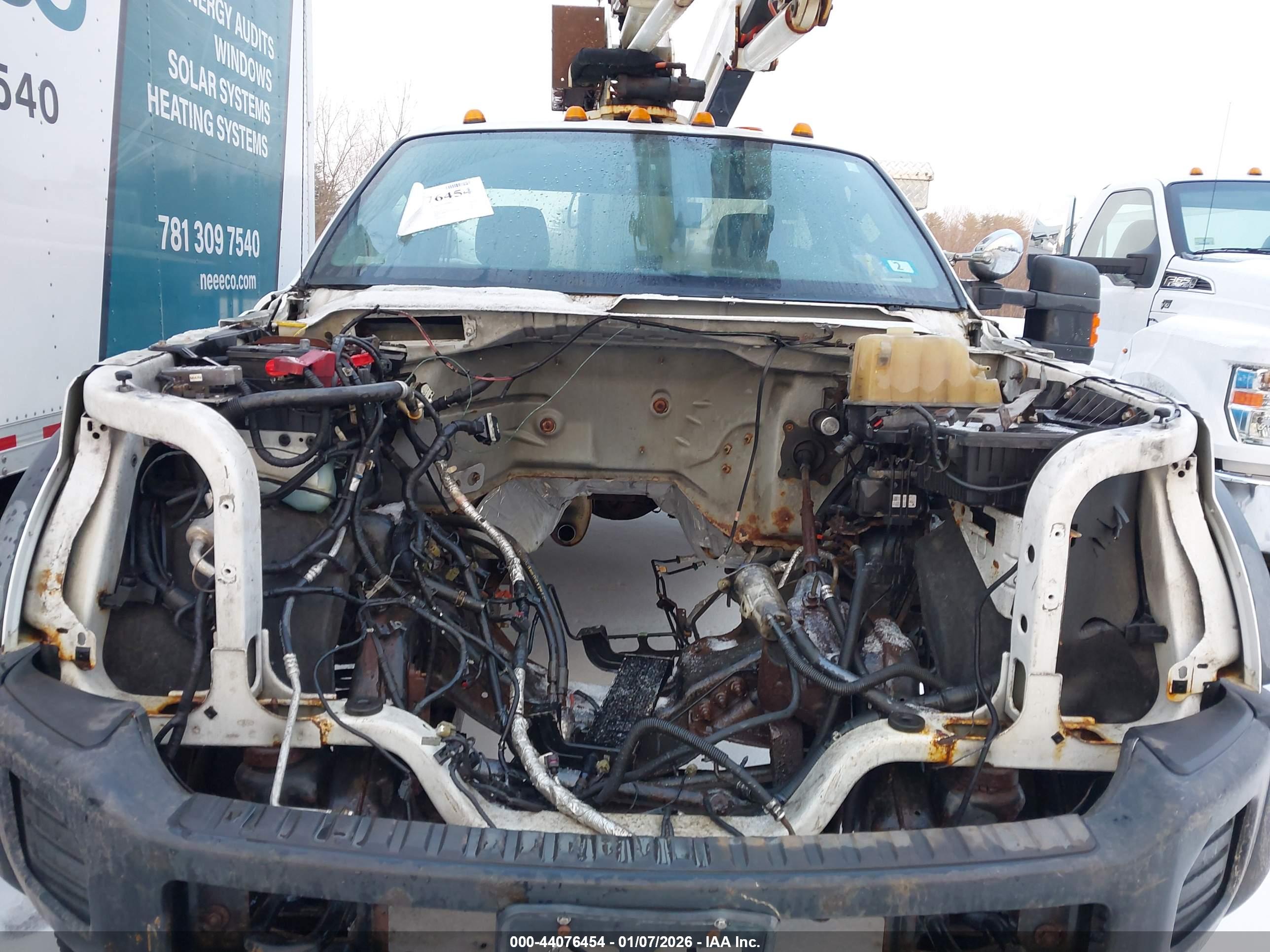 FORD F-450 image 10