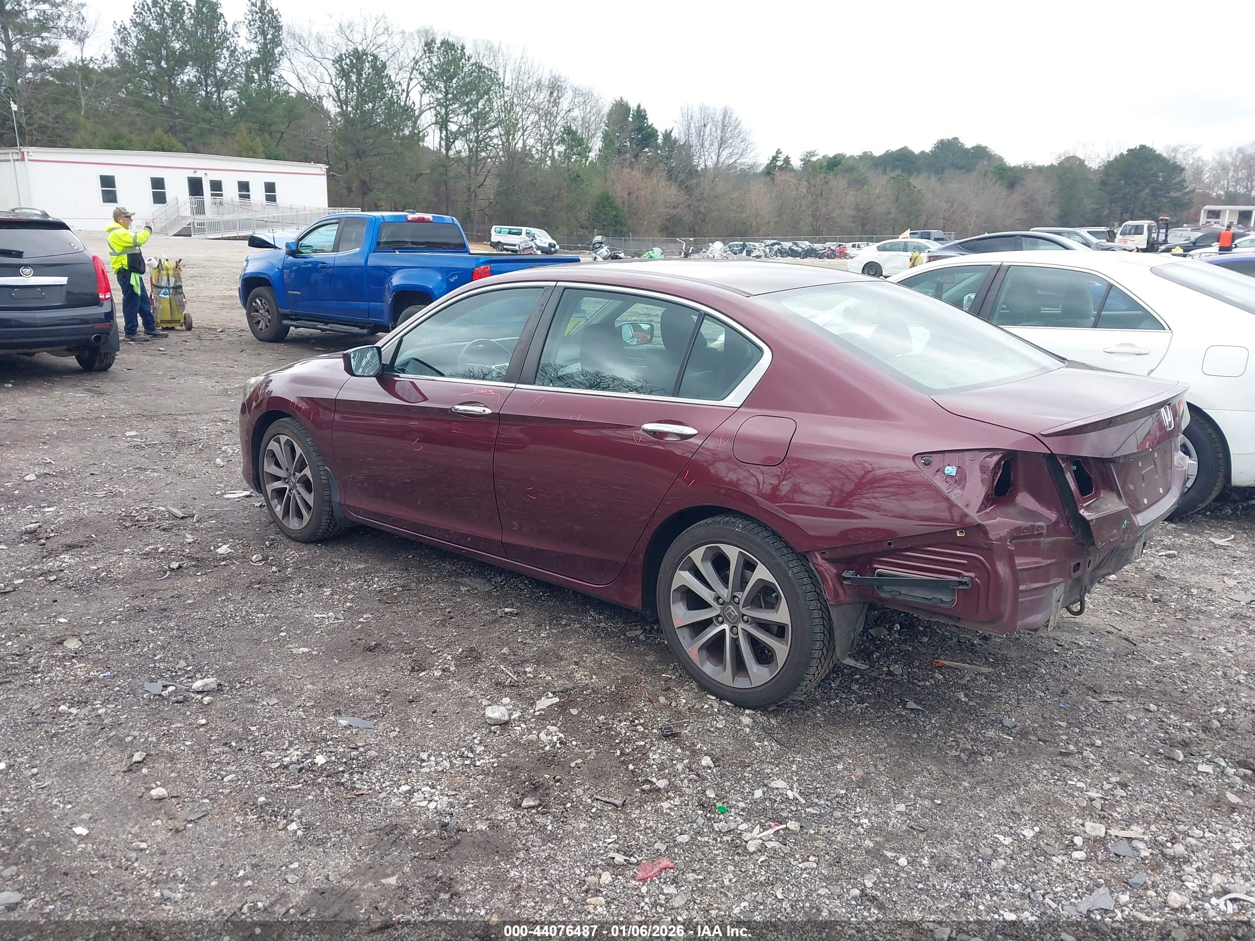 HONDA ACCORD image 3
