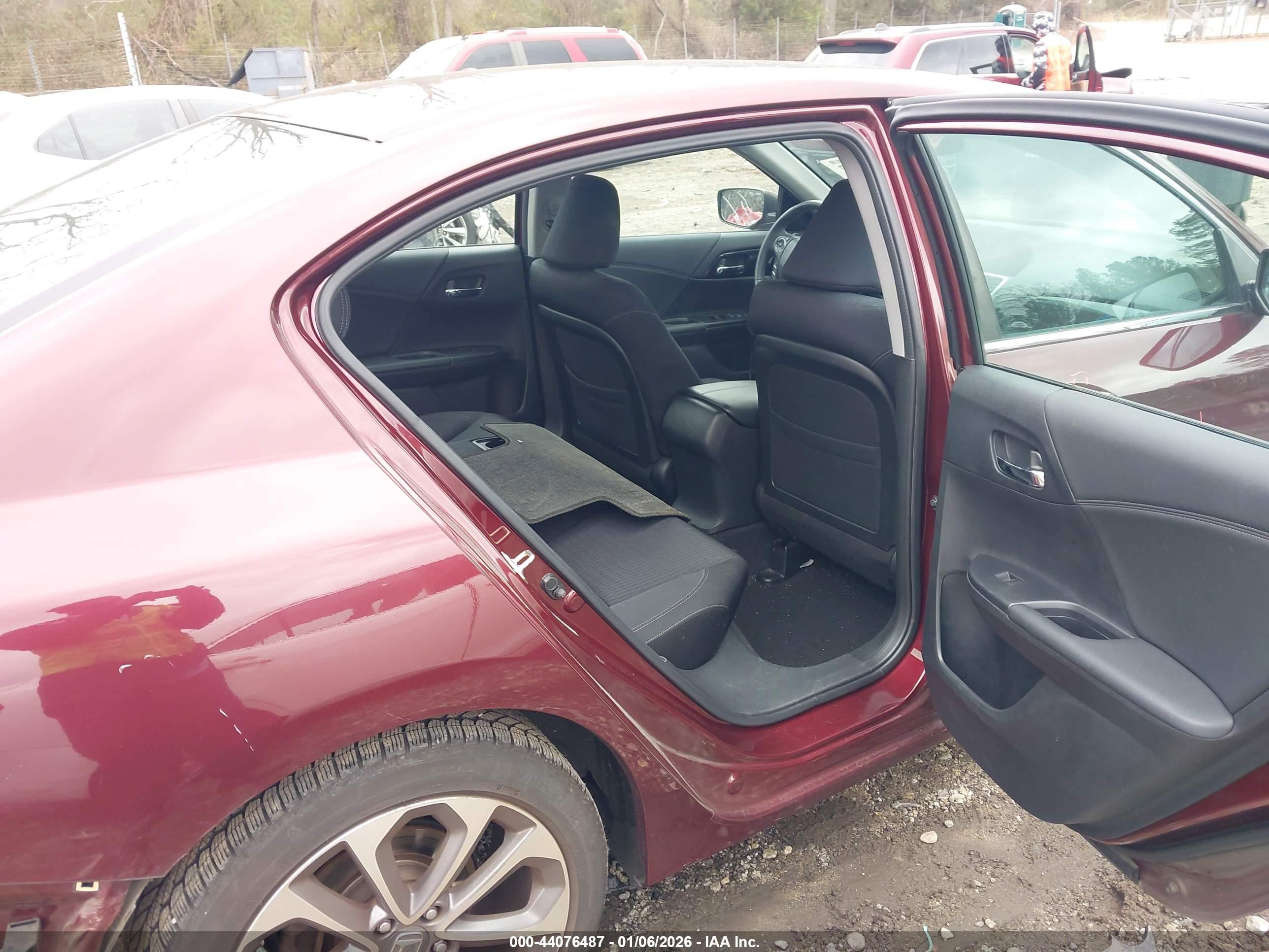 HONDA ACCORD image 8