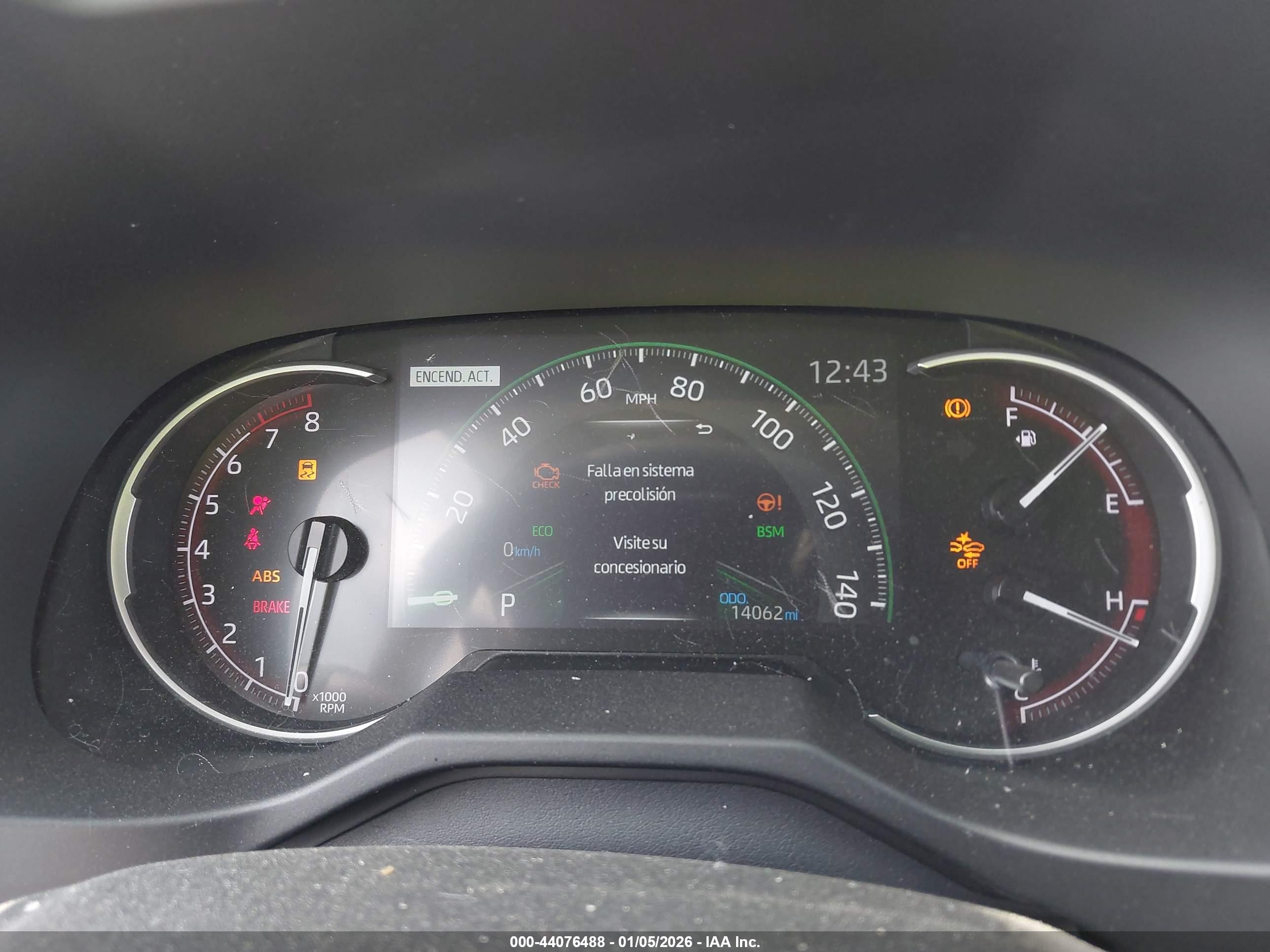 TOYOTA RAV4 image 7