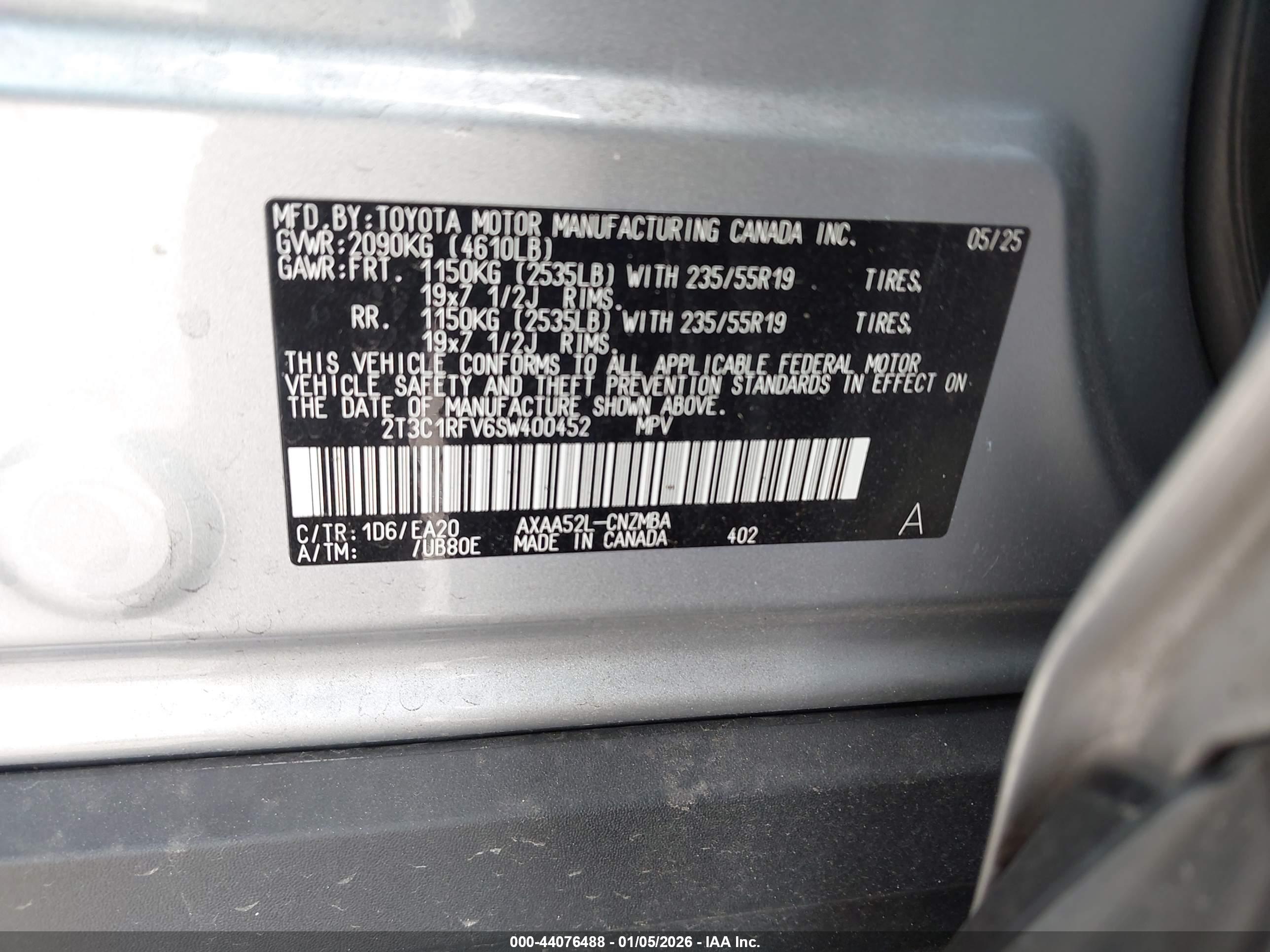 TOYOTA RAV4 image 9