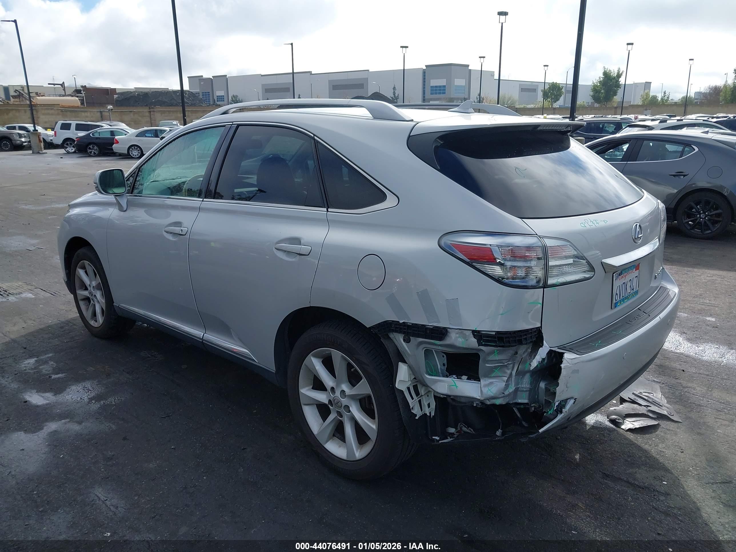 LEXUS RX image 3