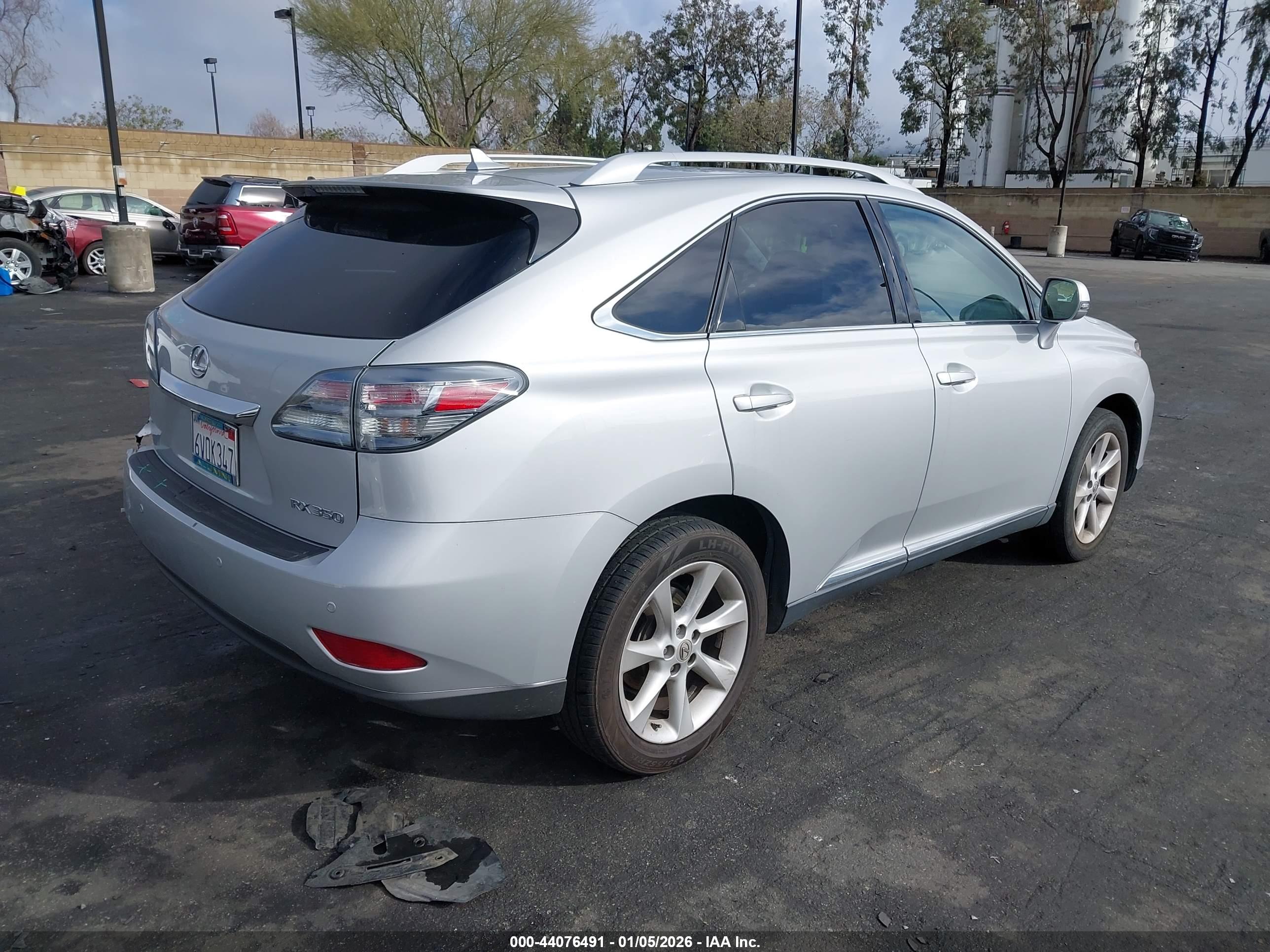 LEXUS RX image 4