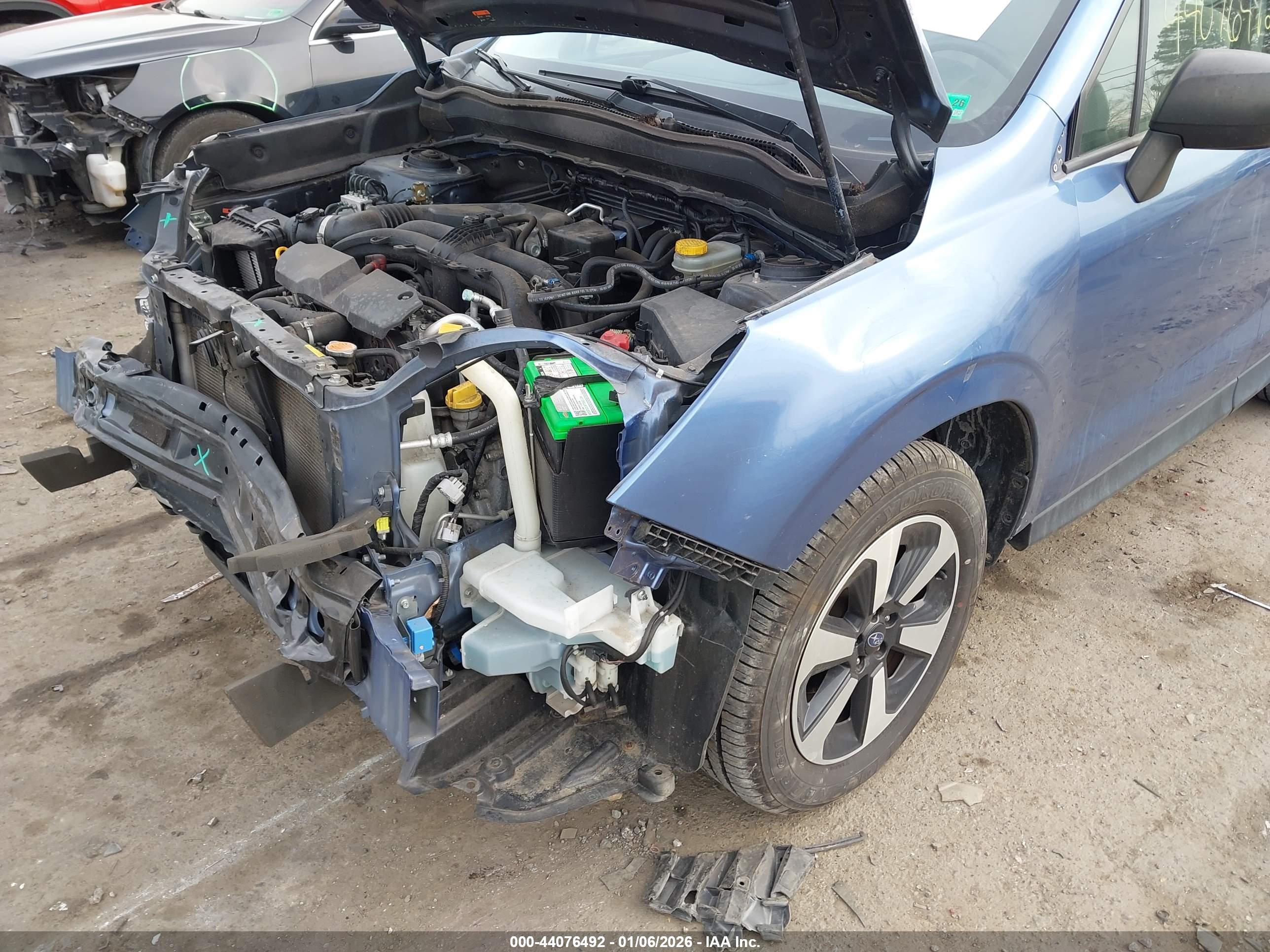 SUBARU FORESTER image 6