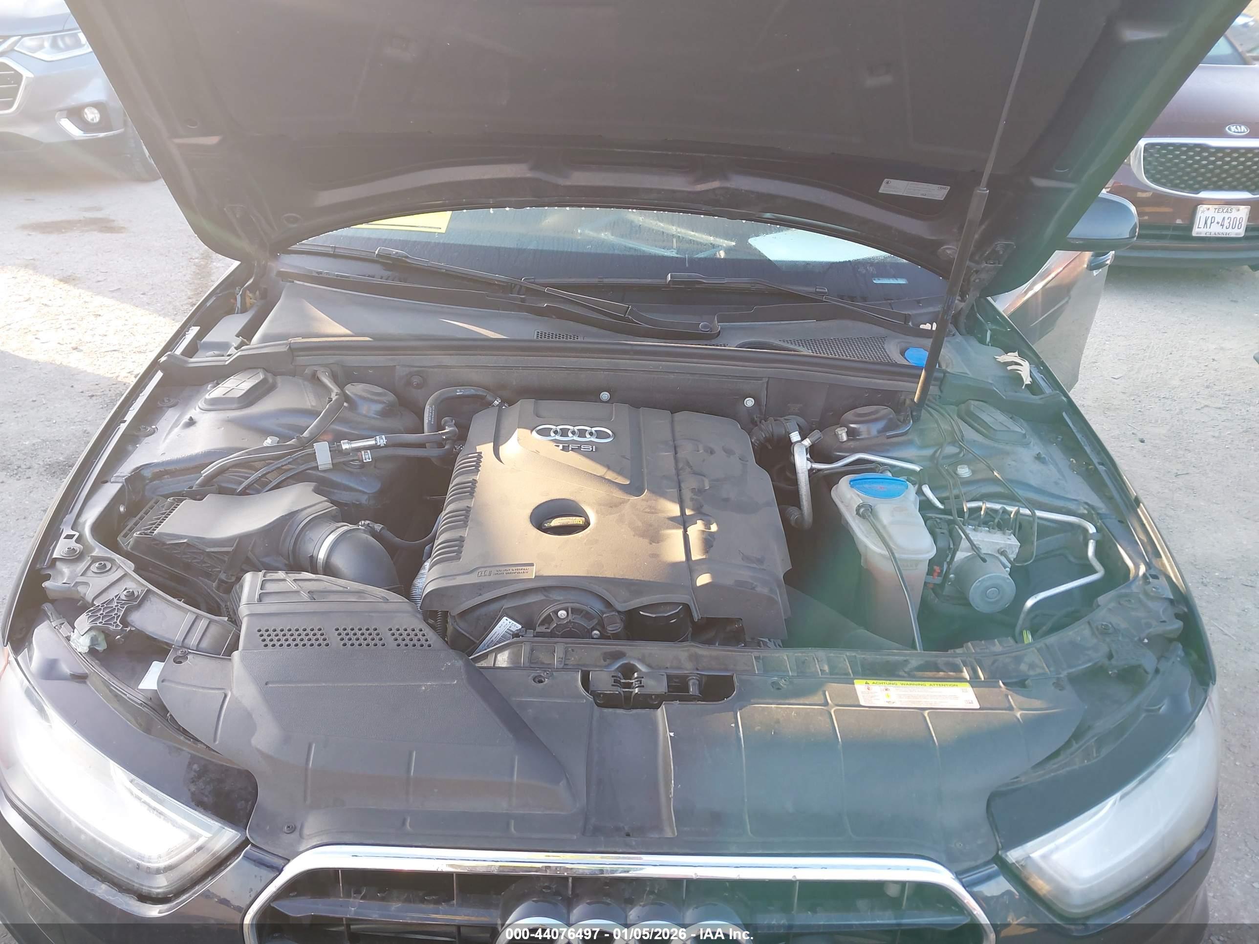 AUDI A4 image 10