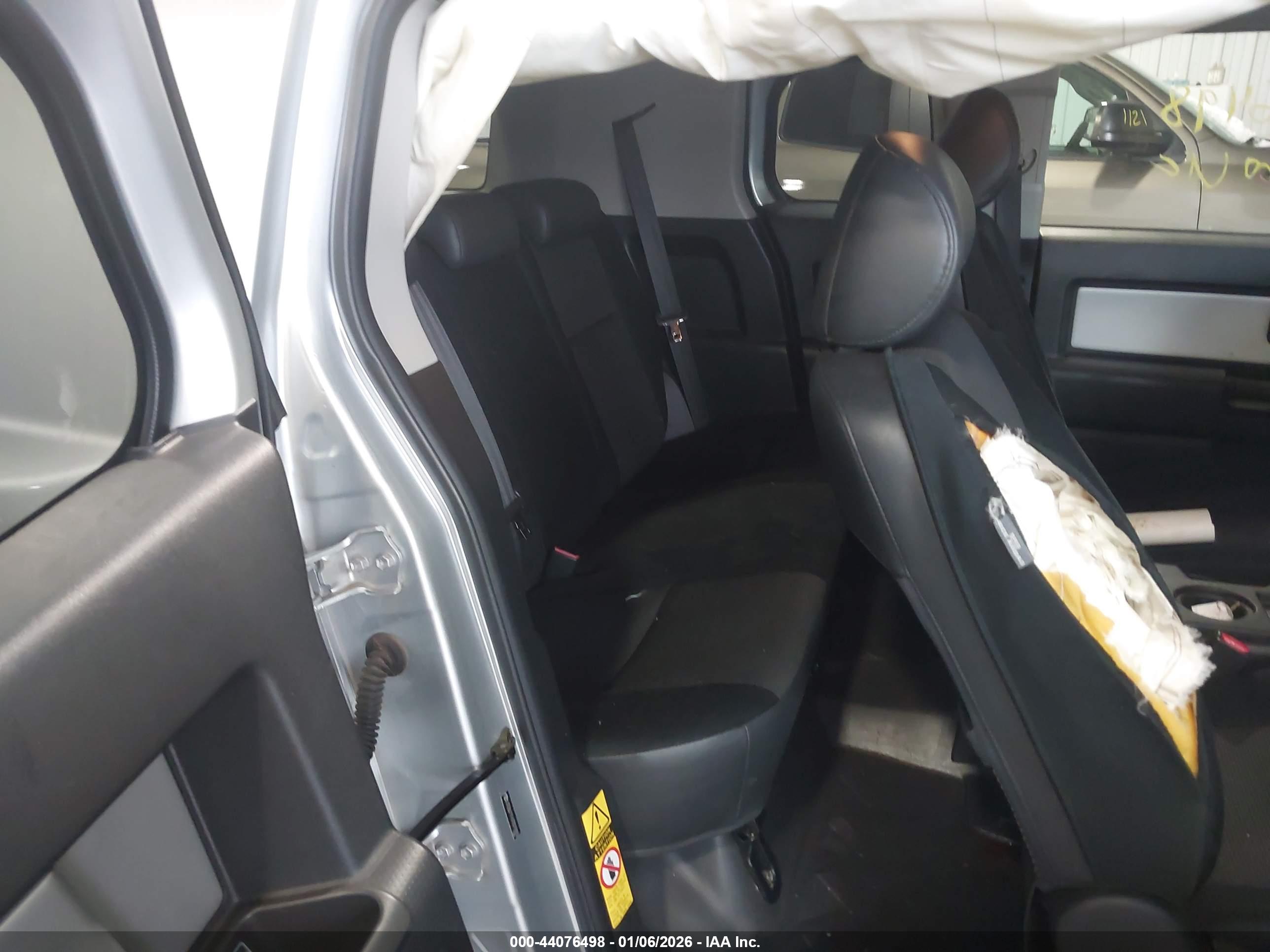 TOYOTA FJ image 8