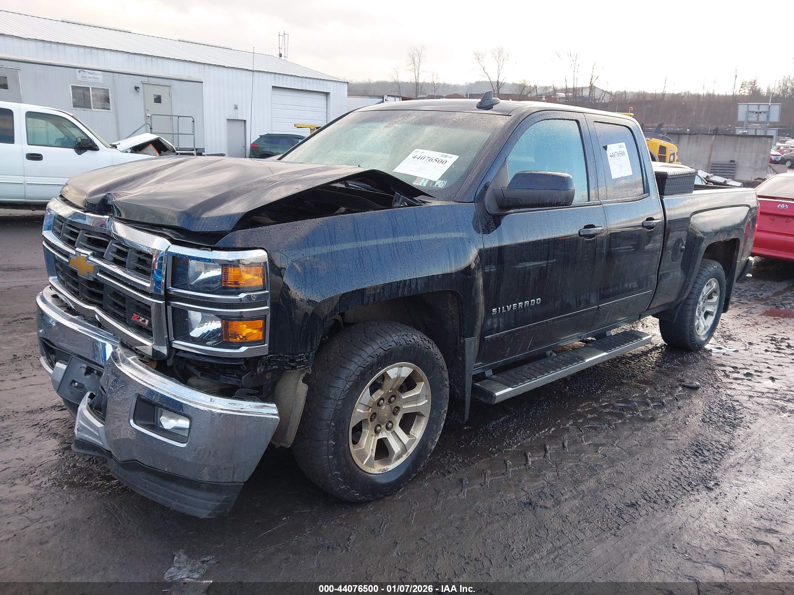 CHEVROLET SILVERADO image 2
