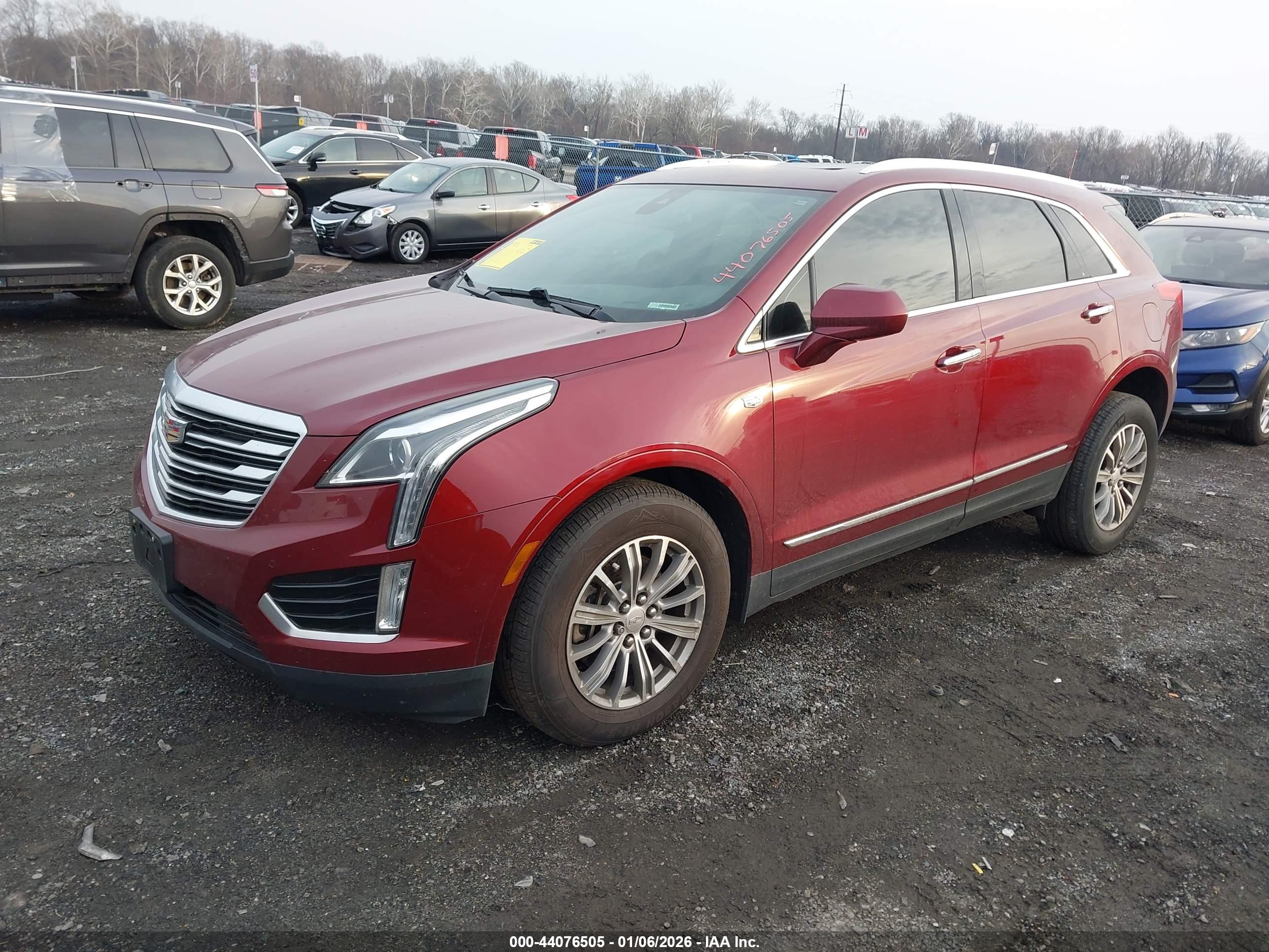 CADILLAC XT5 image 2