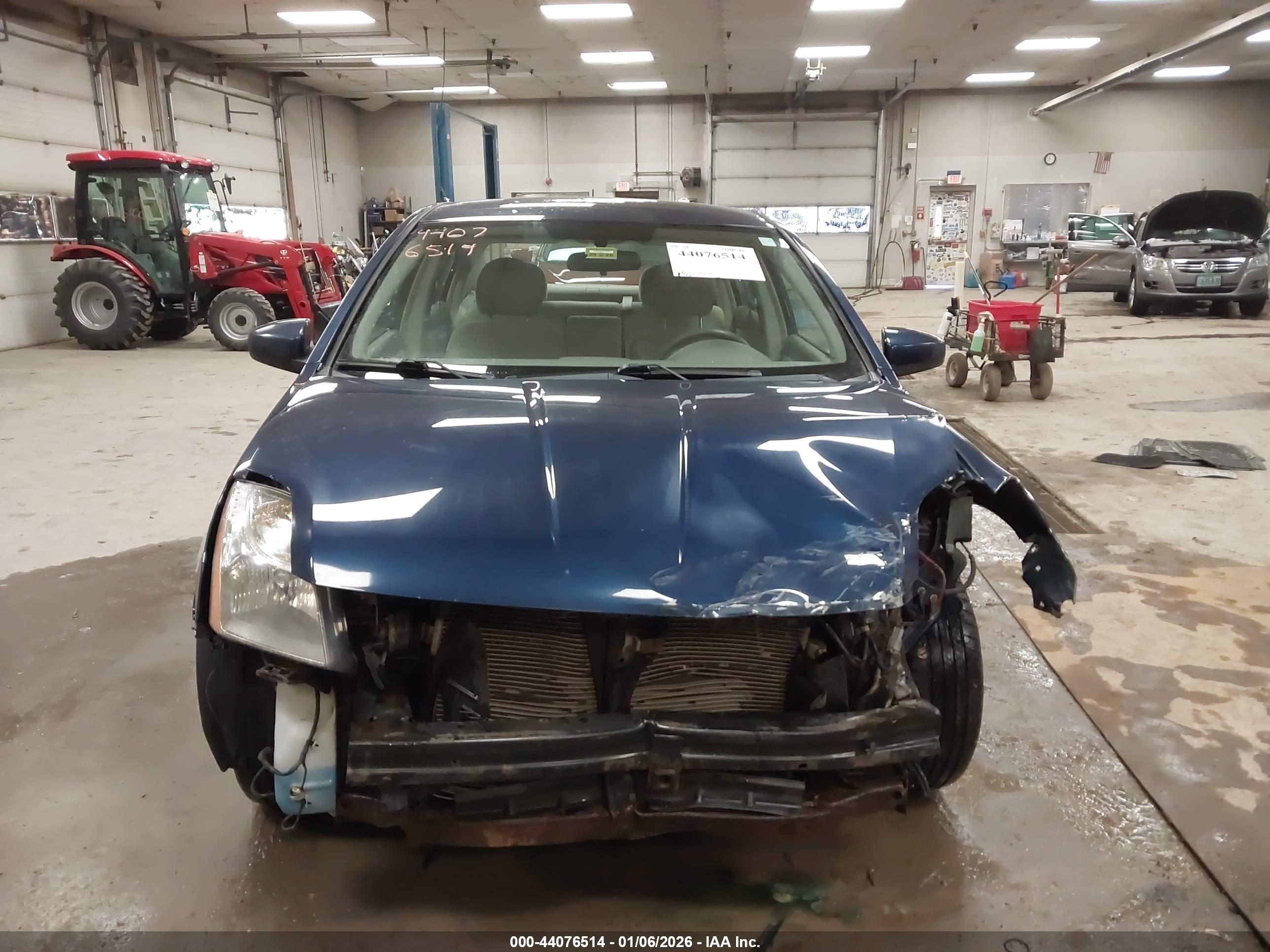 NISSAN SENTRA image 6