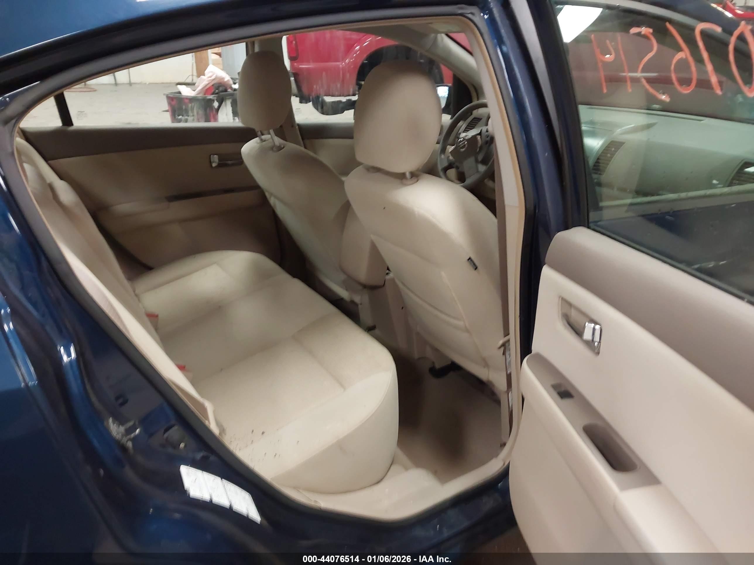 NISSAN SENTRA image 8