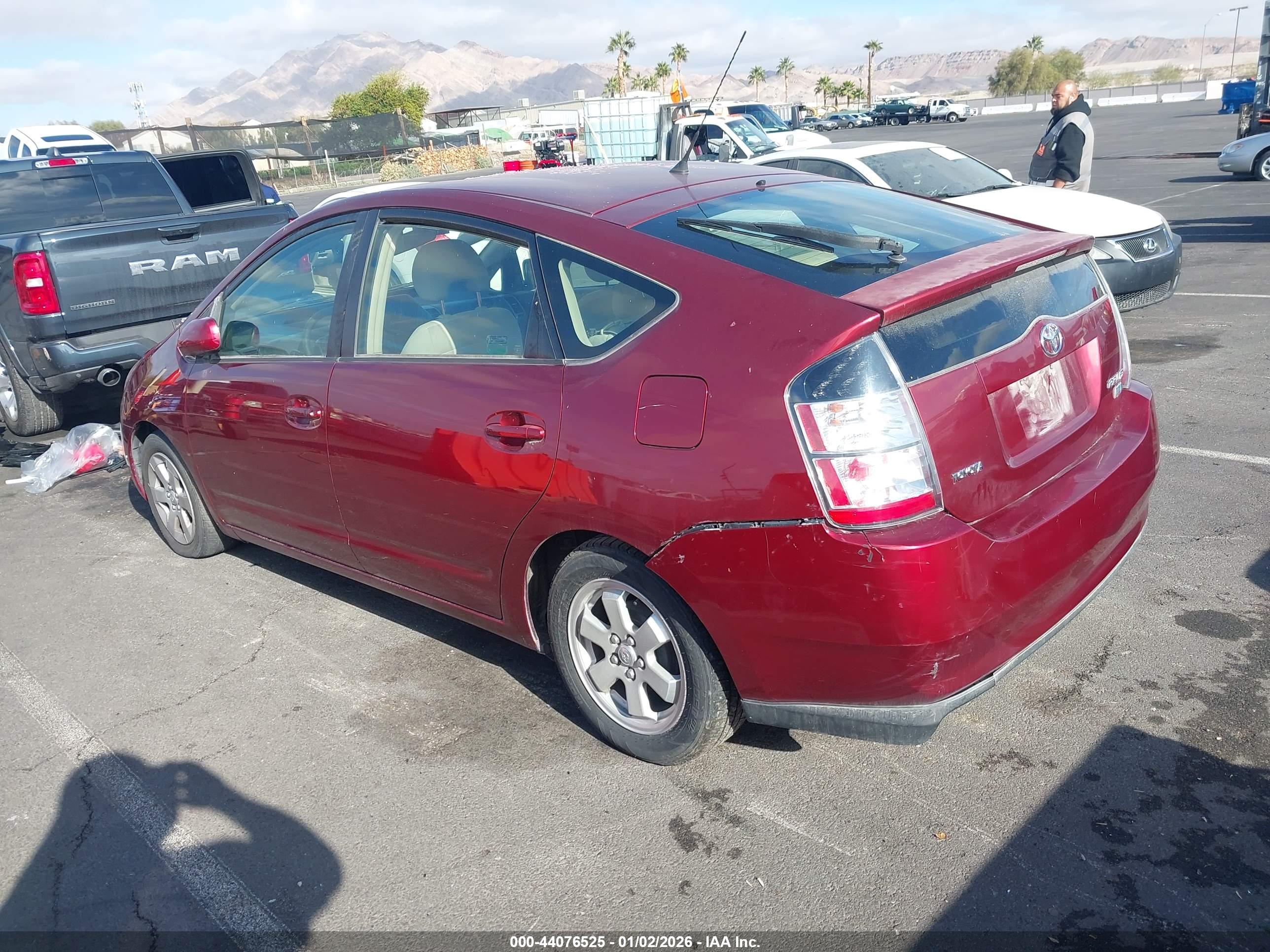 TOYOTA PRIUS image 3