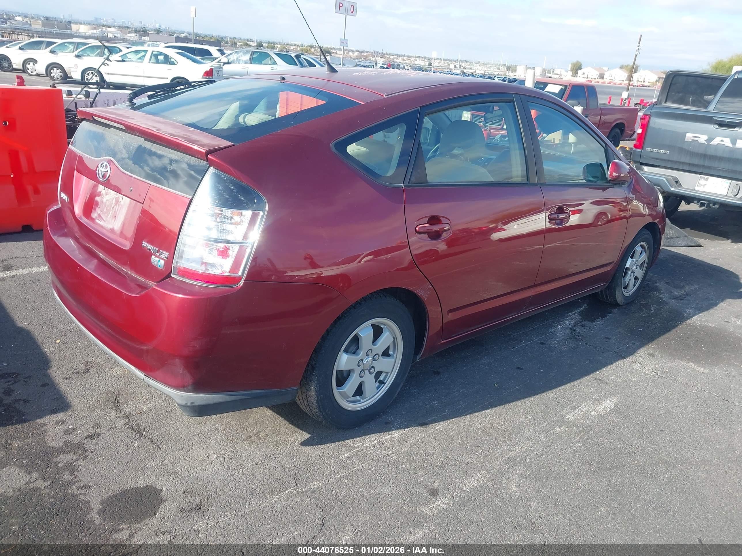 TOYOTA PRIUS image 4