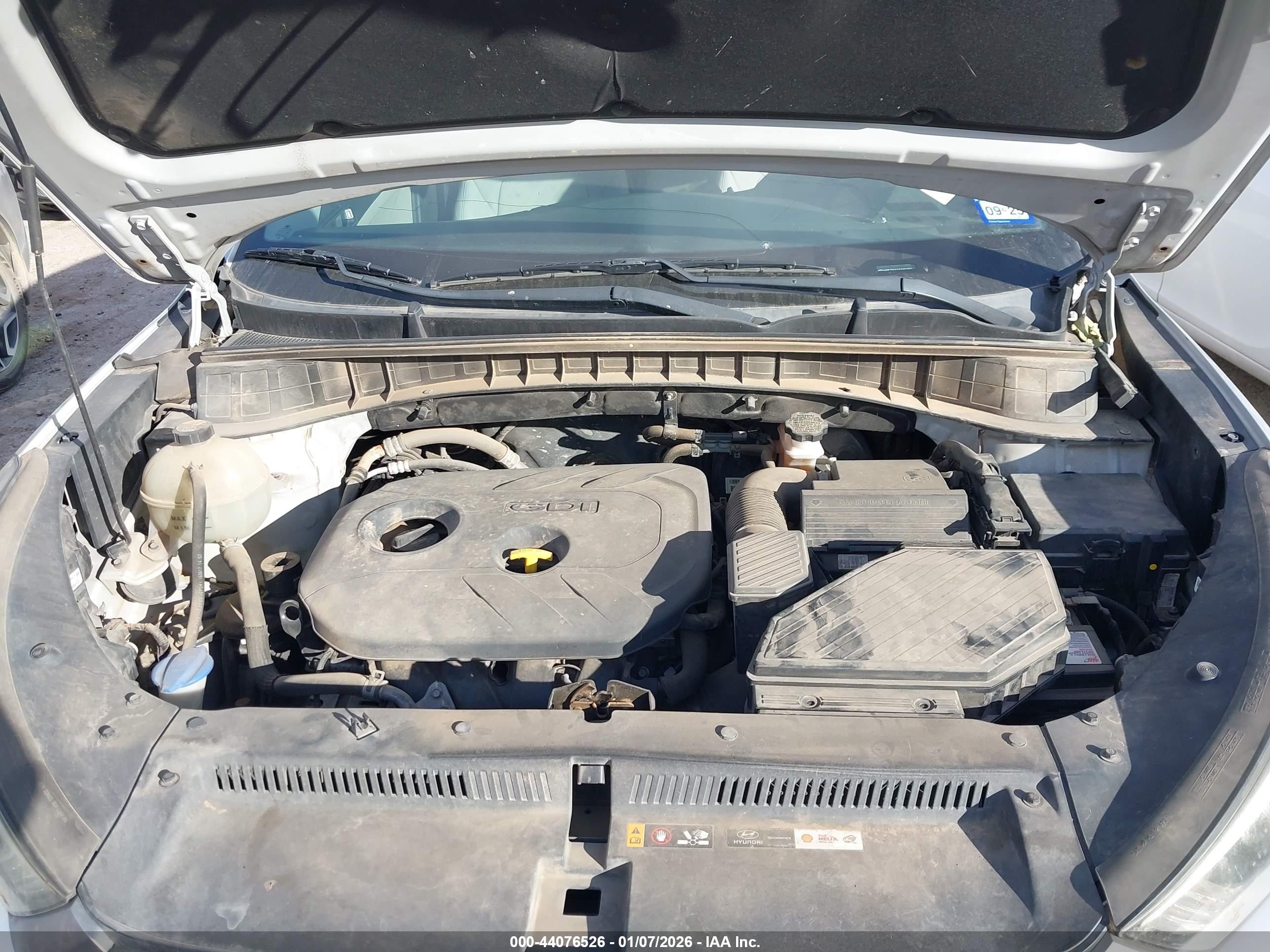 HYUNDAI TUCSON image 10