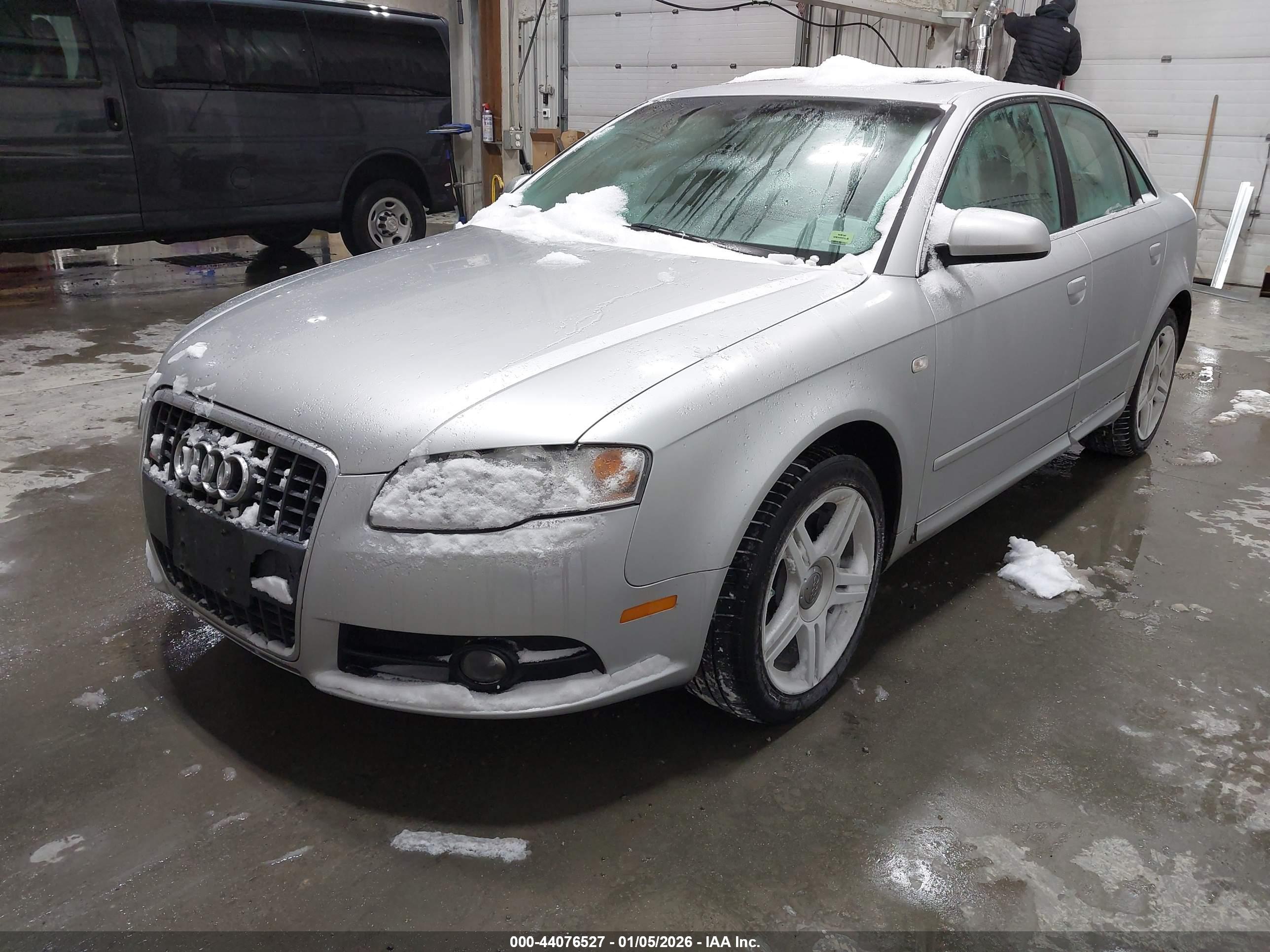 AUDI A4 image 2