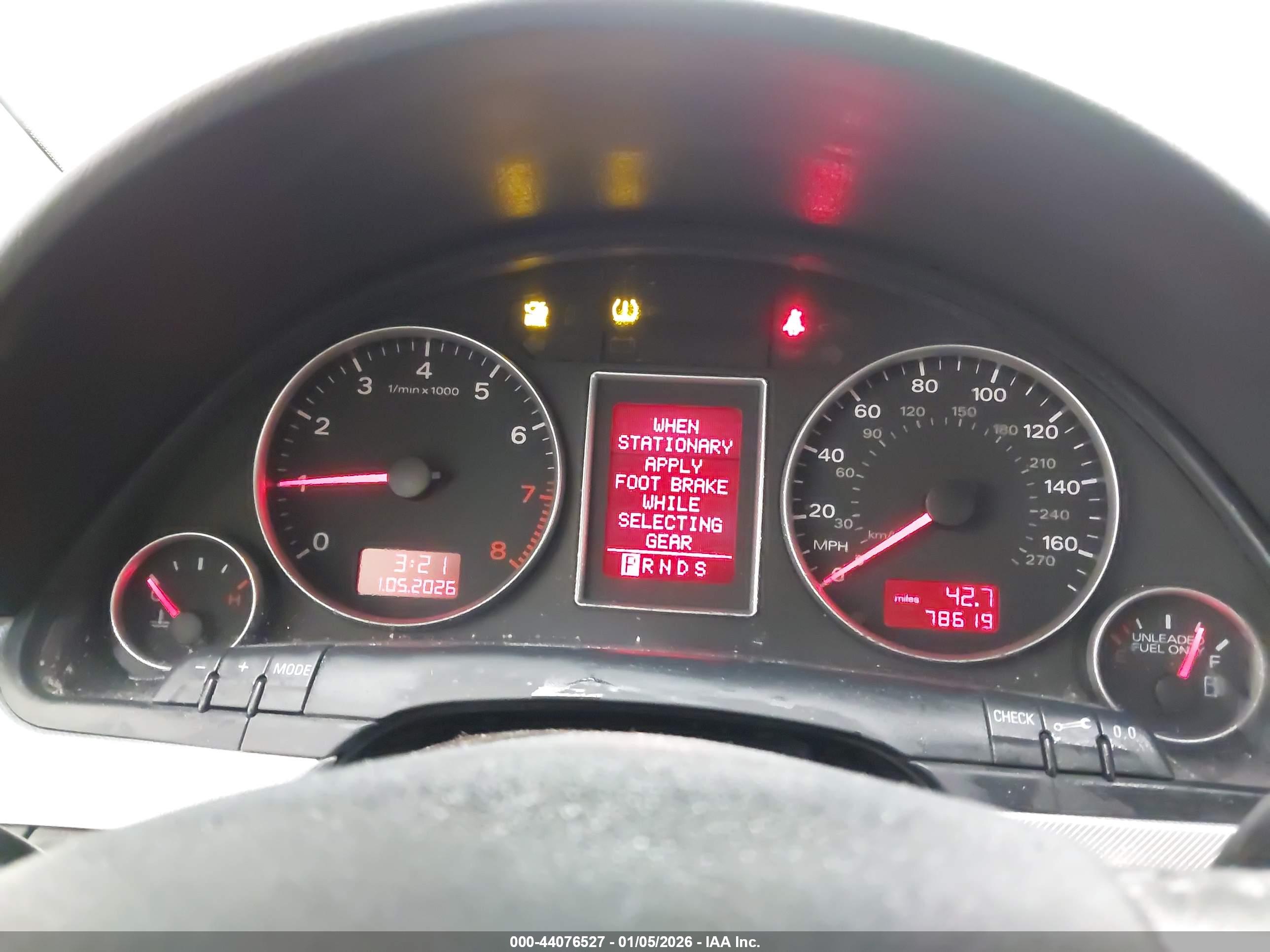 AUDI A4 image 7