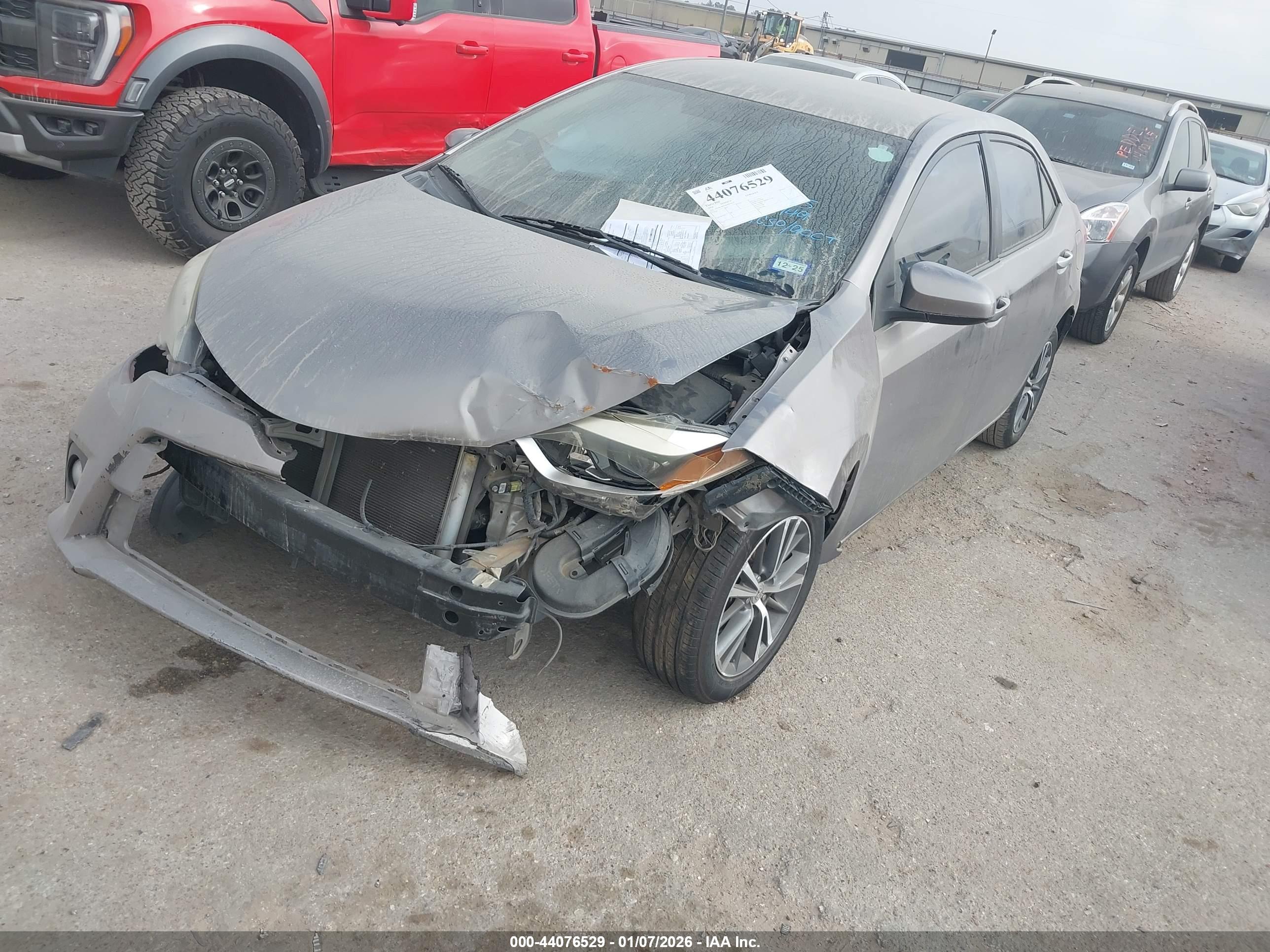 TOYOTA COROLLA image 2