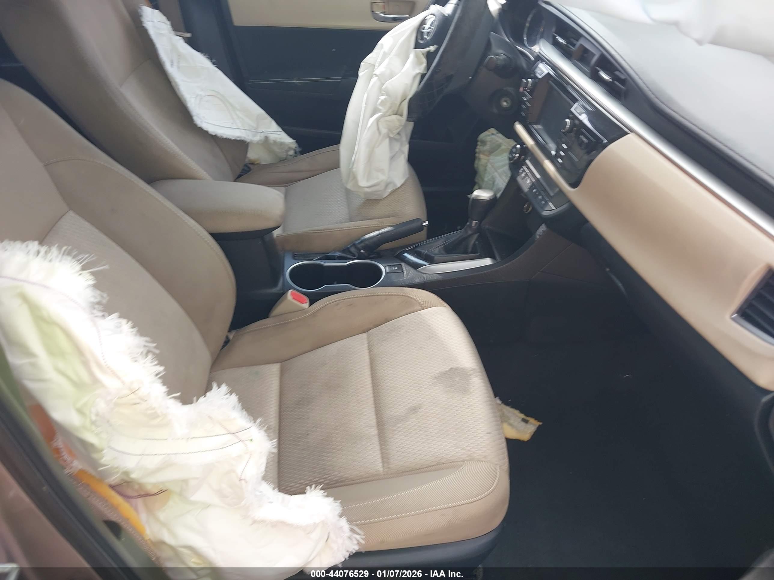 TOYOTA COROLLA image 5